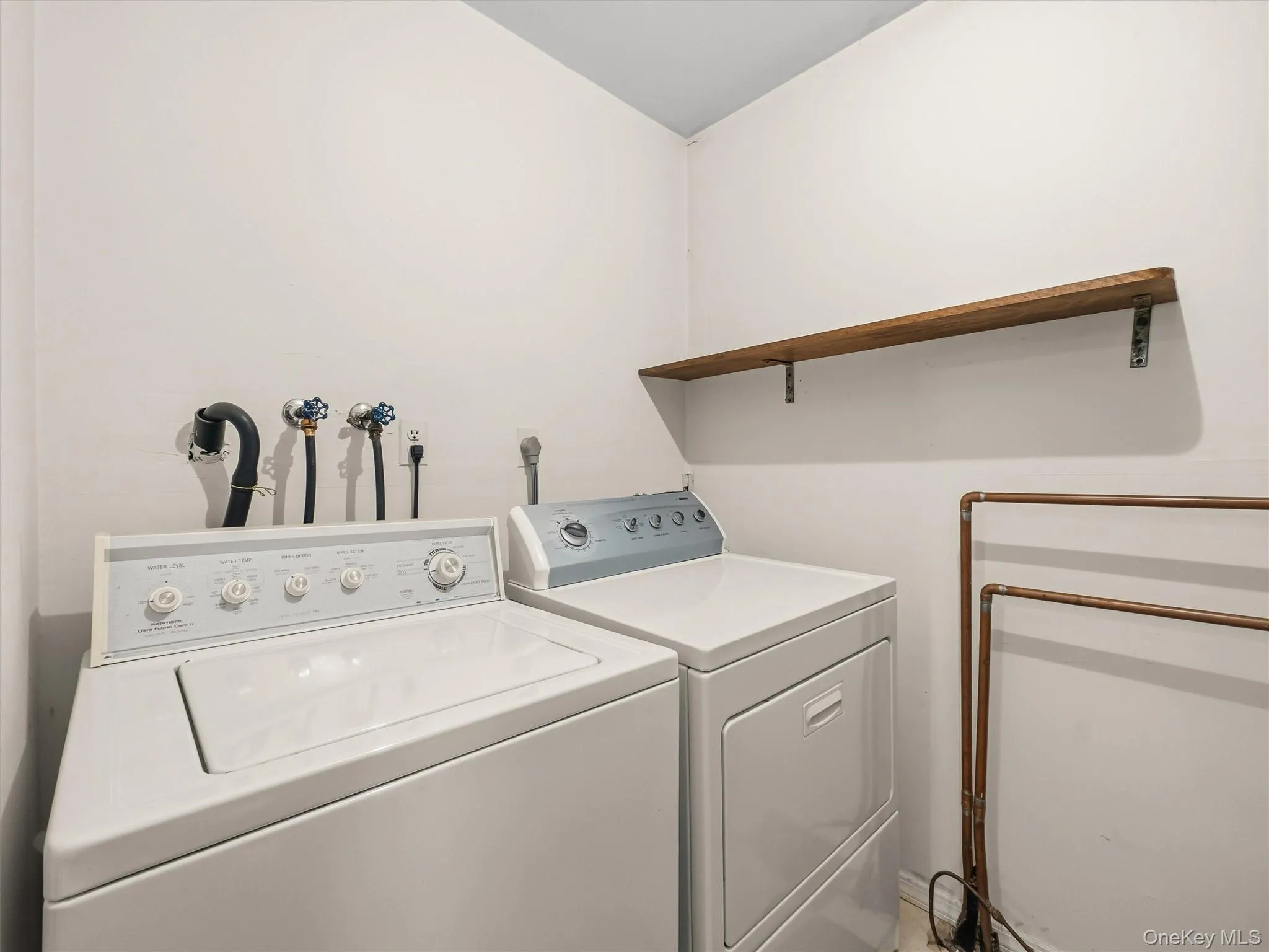 59 Mallory Road, Ramapo, NY, 4 Bedrooms Bedrooms, 12 Rooms Rooms,2 BathroomsBathrooms,Residential,For Rent,Mallory,0,1039267 59 Mallory Road, Ramapo, NY, 4 Bedrooms Bedrooms, 12 Rooms Rooms,2 BathroomsBathrooms,Residential,For Rent,Mallory,0,1039267