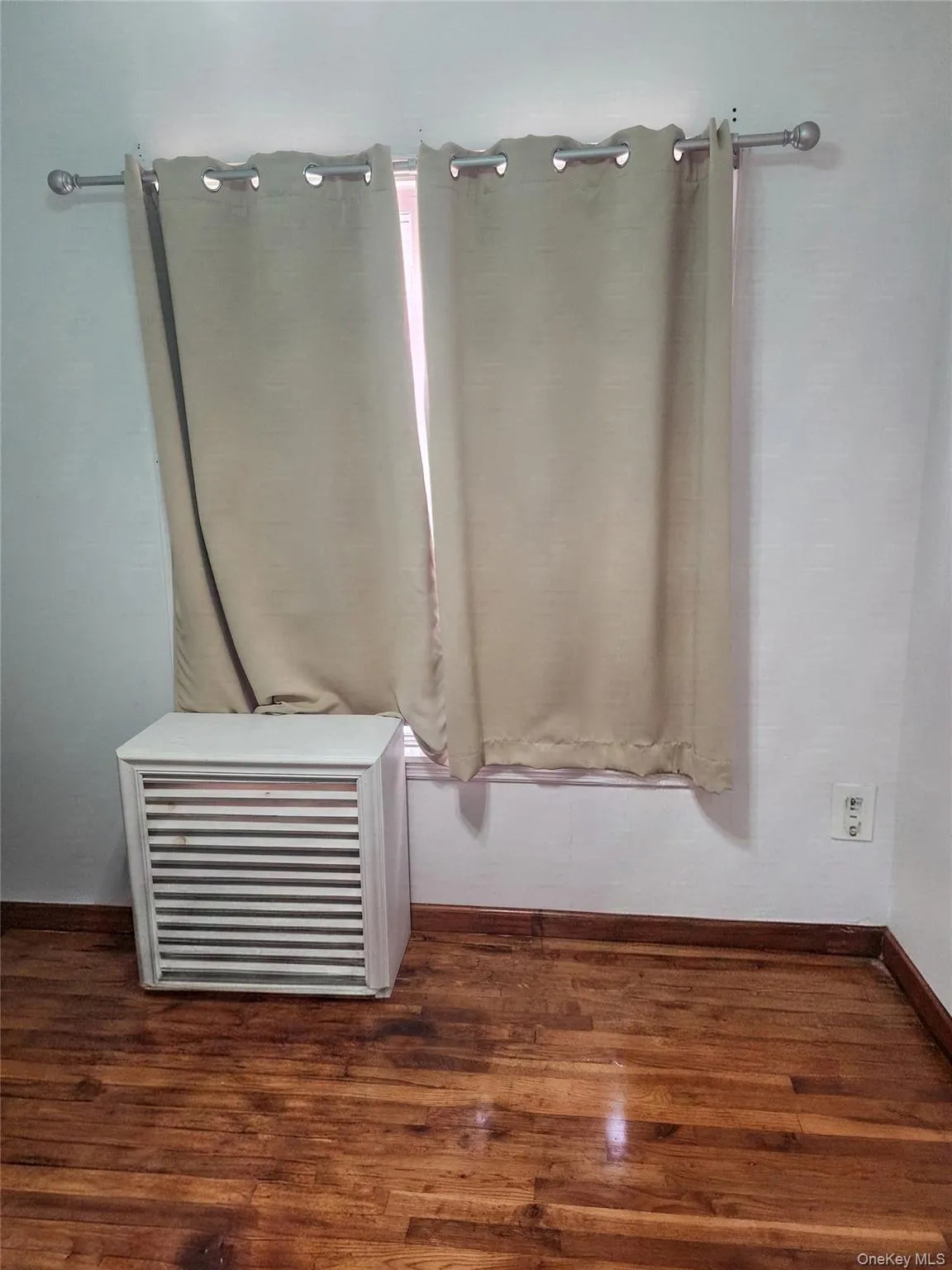 11433 145th Street, New York, NY, 2 Bedrooms Bedrooms, 3 Rooms Rooms,2 BathroomsBathrooms,Residential,For Rent,145th,0,1039268 11433 145th Street, New York, NY, 2 Bedrooms Bedrooms, 3 Rooms Rooms,2 BathroomsBathrooms,Residential,For Rent,145th,0,1039268
