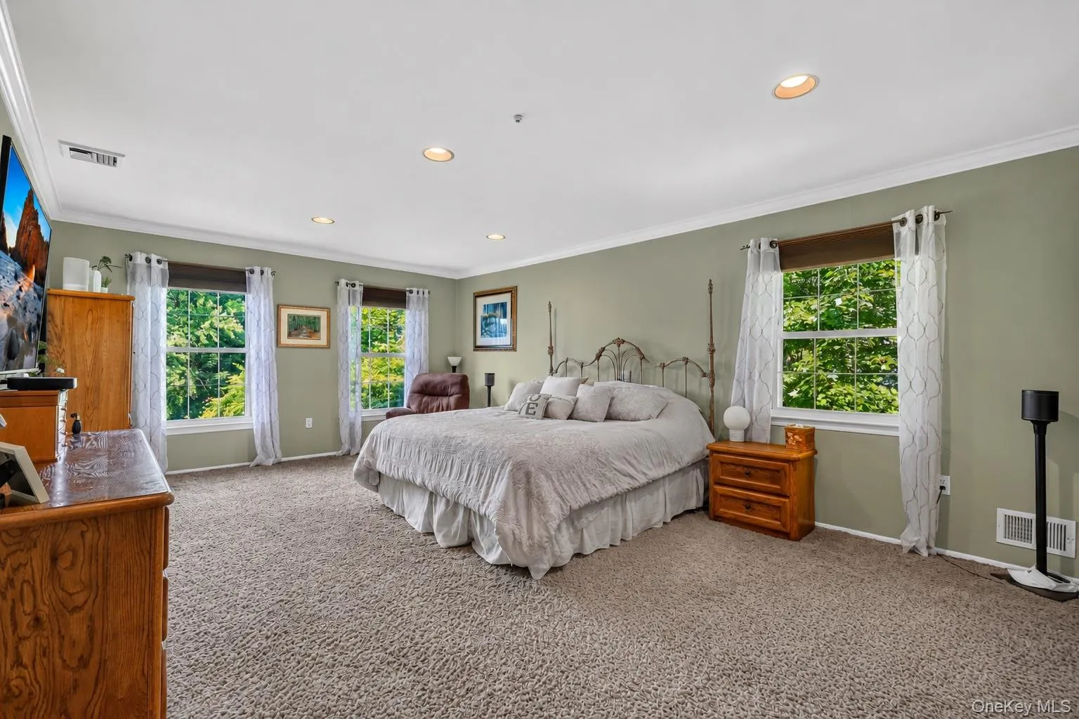 37 Windgate Drive, Clarkstown, NY, 4 Bedrooms Bedrooms, 14 Rooms Rooms,2 BathroomsBathrooms,Residential,For Rent,Windgate,0,1039269 37 Windgate Drive, Clarkstown, NY, 4 Bedrooms Bedrooms, 14 Rooms Rooms,2 BathroomsBathrooms,Residential,For Rent,Windgate,0,1039269