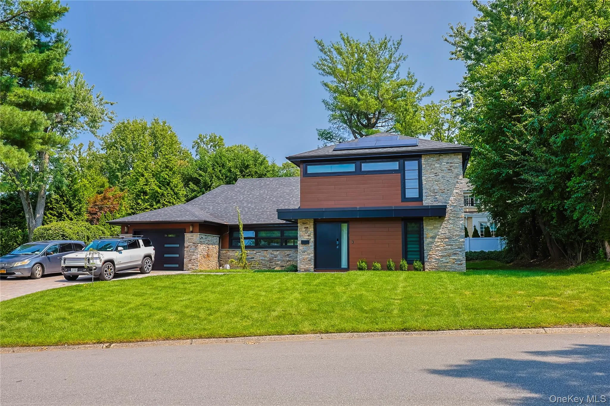 5 Market Lane, North Hempstead, NY, 4 Bedrooms Bedrooms, 8 Rooms Rooms,3 BathroomsBathrooms,Residential,For Rent,Market,0,1039273 5 Market Lane, North Hempstead, NY, 4 Bedrooms Bedrooms, 8 Rooms Rooms,3 BathroomsBathrooms,Residential,For Rent,Market,0,1039273
