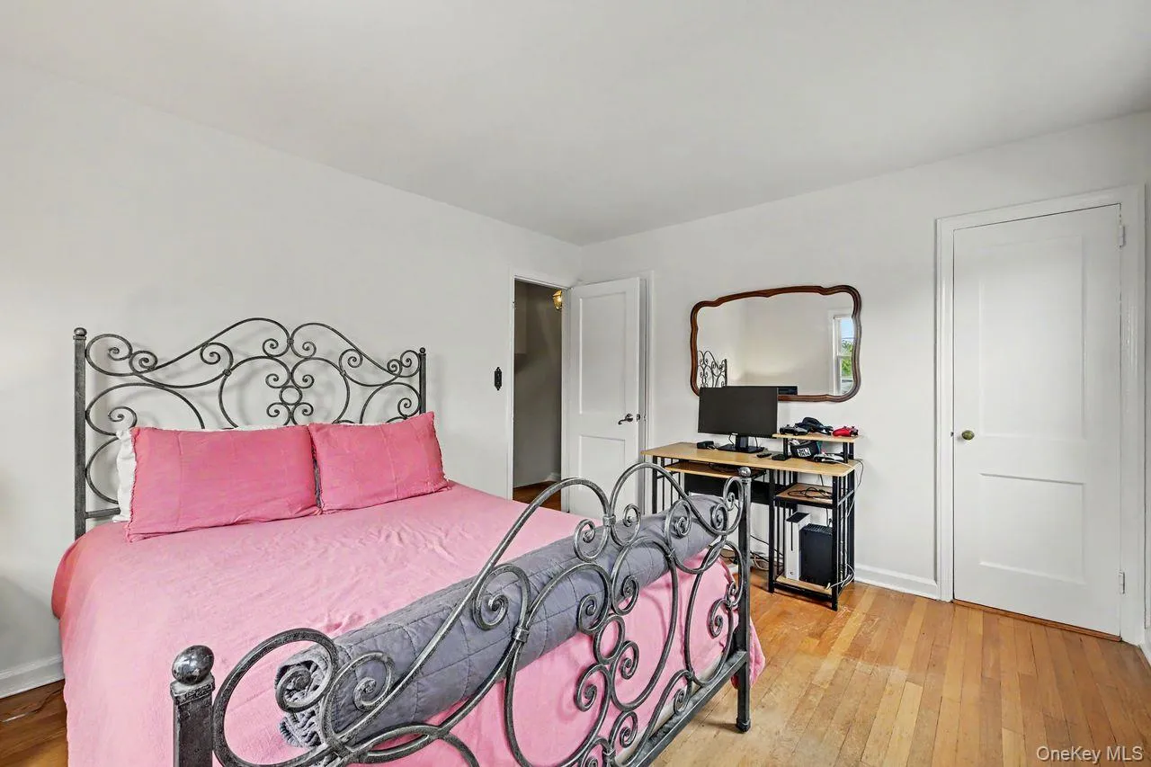 2 Edward Street, Harrison, NY, 3 Bedrooms Bedrooms, 7 Rooms Rooms,2 BathroomsBathrooms,Residential,For Rent,Edward,0,1039285 2 Edward Street, Harrison, NY, 3 Bedrooms Bedrooms, 7 Rooms Rooms,2 BathroomsBathrooms,Residential,For Rent,Edward,0,1039285