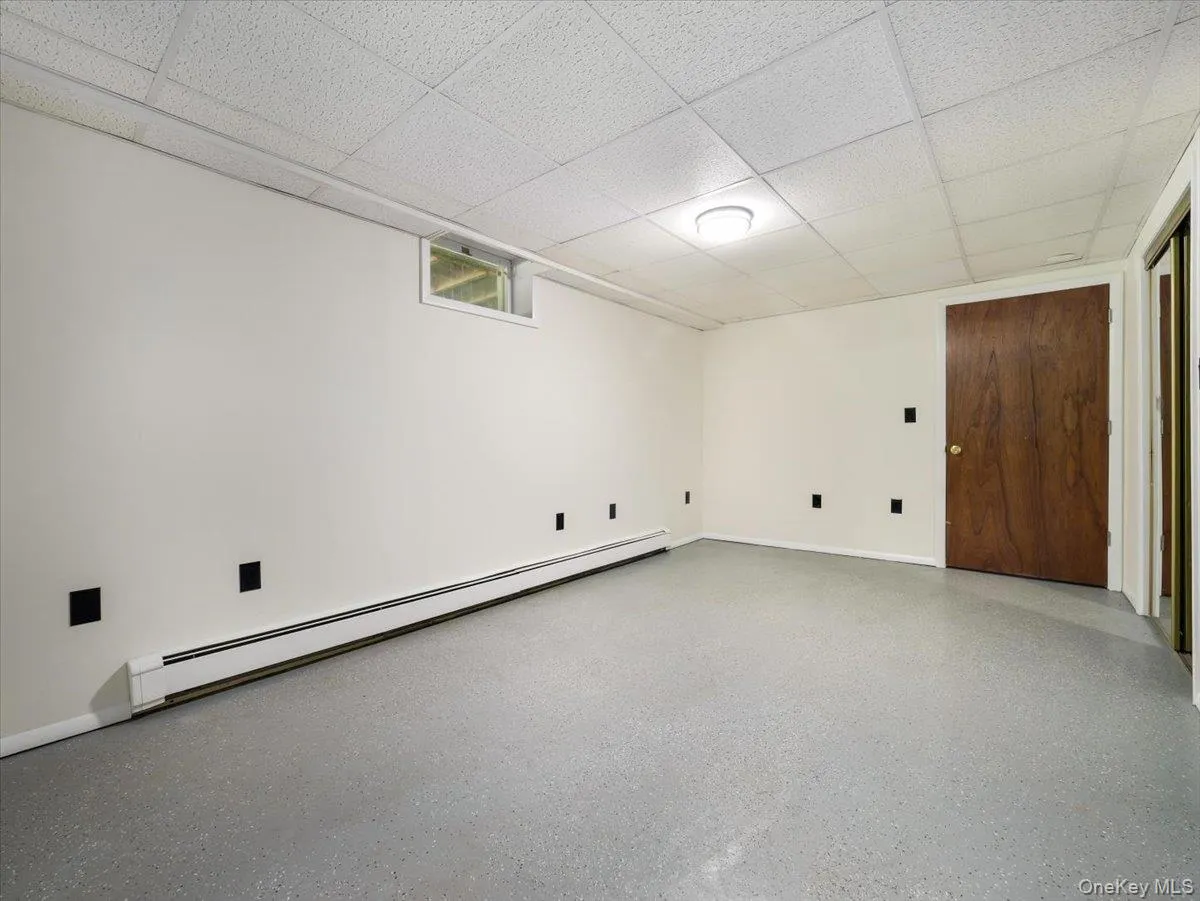 55 Somarelli Road, Deerpark, NY, 2 Bedrooms Bedrooms, 7 Rooms Rooms,1 BathroomBathrooms,Residential,For Rent,Somarelli,0,1039286 55 Somarelli Road, Deerpark, NY, 2 Bedrooms Bedrooms, 7 Rooms Rooms,1 BathroomBathrooms,Residential,For Rent,Somarelli,0,1039286