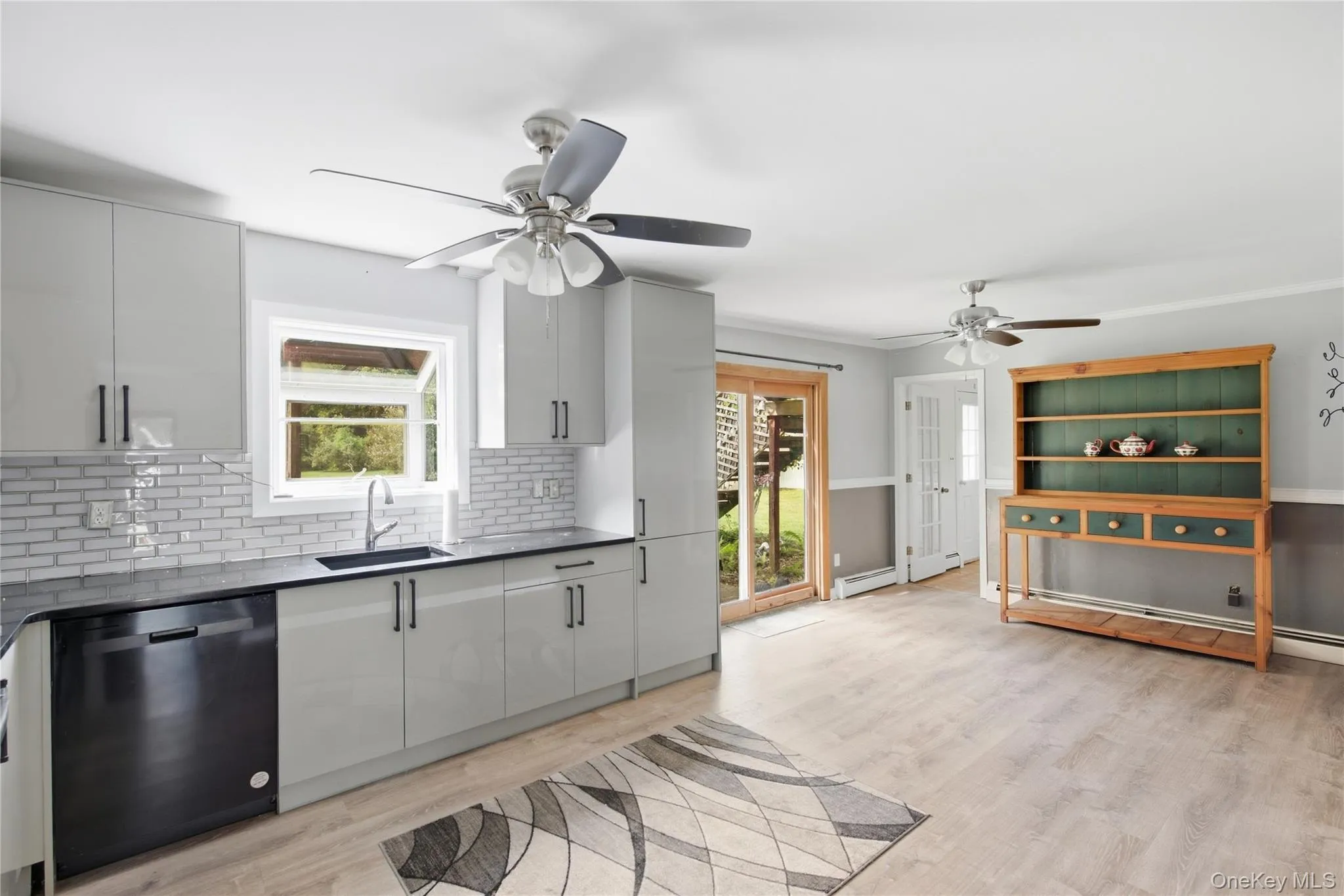 8 Imperial Drive, Brookhaven, NY, 4 Bedrooms Bedrooms, 6 Rooms Rooms,2 BathroomsBathrooms,Residential,For Rent,Imperial,0,1039291 8 Imperial Drive, Brookhaven, NY, 4 Bedrooms Bedrooms, 6 Rooms Rooms,2 BathroomsBathrooms,Residential,For Rent,Imperial,0,1039291