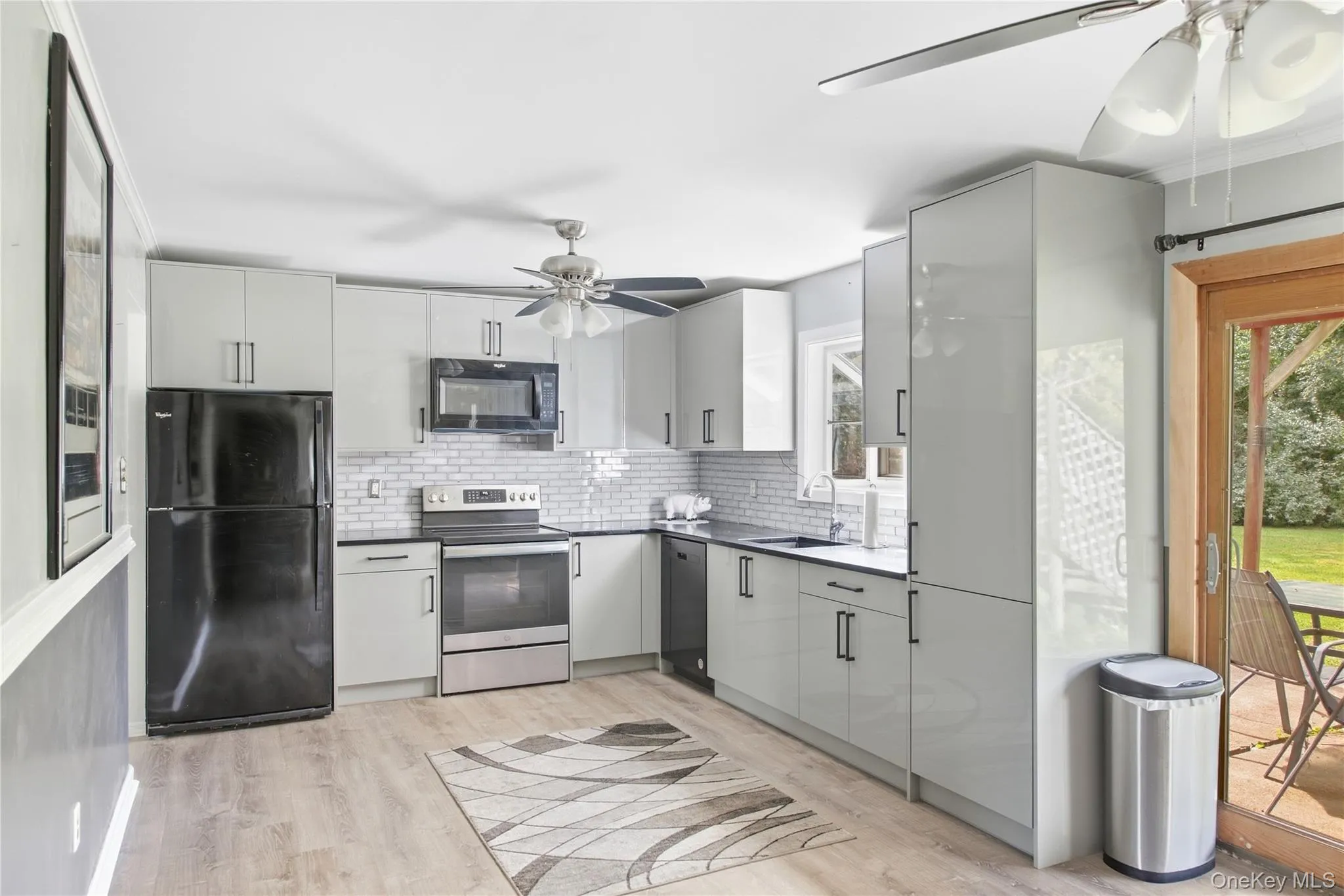 8 Imperial Drive, Brookhaven, NY, 4 Bedrooms Bedrooms, 6 Rooms Rooms,2 BathroomsBathrooms,Residential,For Rent,Imperial,0,1039291 8 Imperial Drive, Brookhaven, NY, 4 Bedrooms Bedrooms, 6 Rooms Rooms,2 BathroomsBathrooms,Residential,For Rent,Imperial,0,1039291