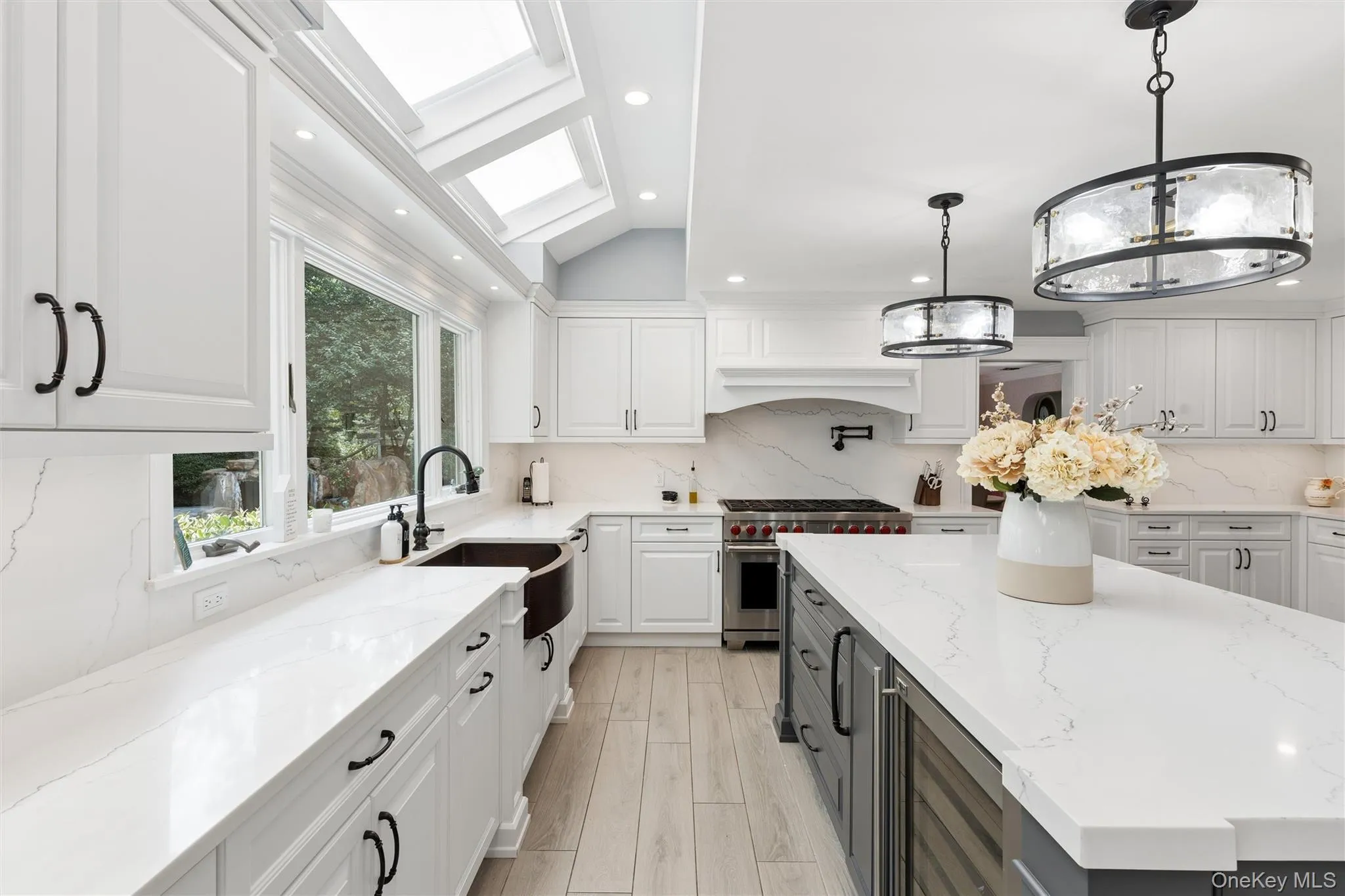 38 Riverview Terrace, Smithtown, NY, 5 Bedrooms Bedrooms, 10 Rooms Rooms,3 BathroomsBathrooms,Residential,For Rent,Riverview,0,1039294 38 Riverview Terrace, Smithtown, NY, 5 Bedrooms Bedrooms, 10 Rooms Rooms,3 BathroomsBathrooms,Residential,For Rent,Riverview,0,1039294