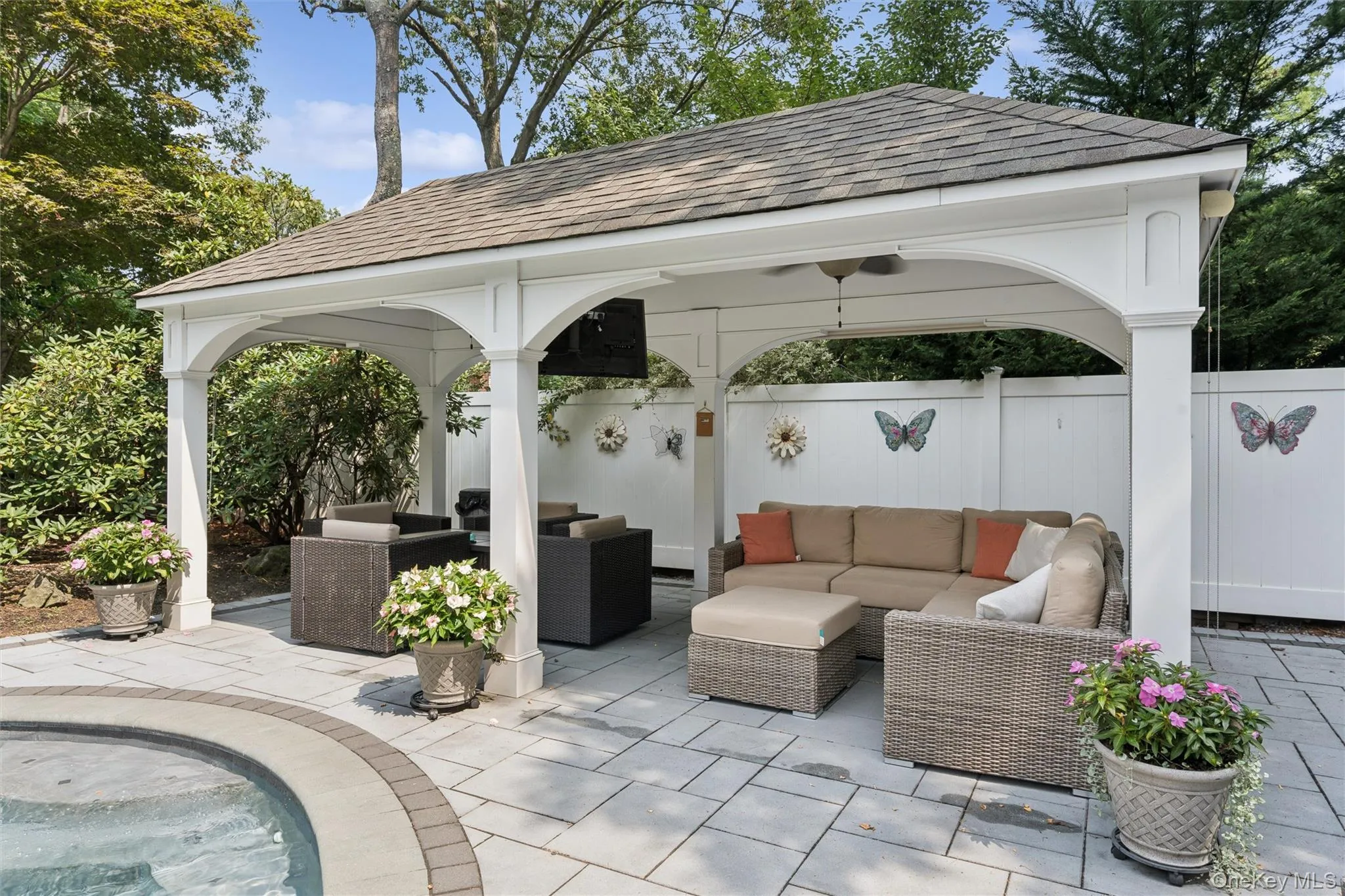 38 Riverview Terrace, Smithtown, NY, 5 Bedrooms Bedrooms, 10 Rooms Rooms,3 BathroomsBathrooms,Residential,For Rent,Riverview,0,1039294 38 Riverview Terrace, Smithtown, NY, 5 Bedrooms Bedrooms, 10 Rooms Rooms,3 BathroomsBathrooms,Residential,For Rent,Riverview,0,1039294