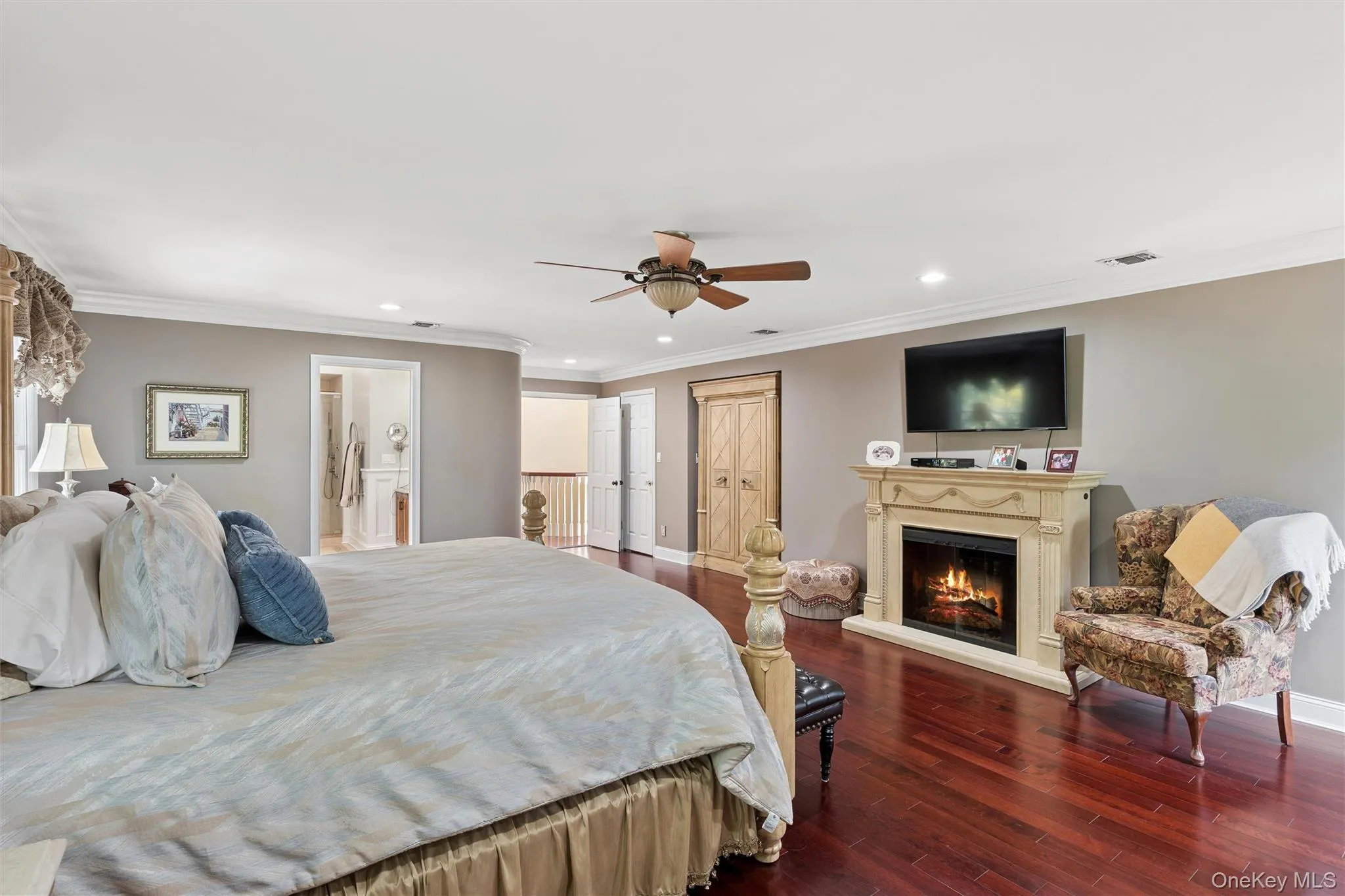 38 Riverview Terrace, Smithtown, NY, 5 Bedrooms Bedrooms, 10 Rooms Rooms,3 BathroomsBathrooms,Residential,For Rent,Riverview,0,1039294 38 Riverview Terrace, Smithtown, NY, 5 Bedrooms Bedrooms, 10 Rooms Rooms,3 BathroomsBathrooms,Residential,For Rent,Riverview,0,1039294