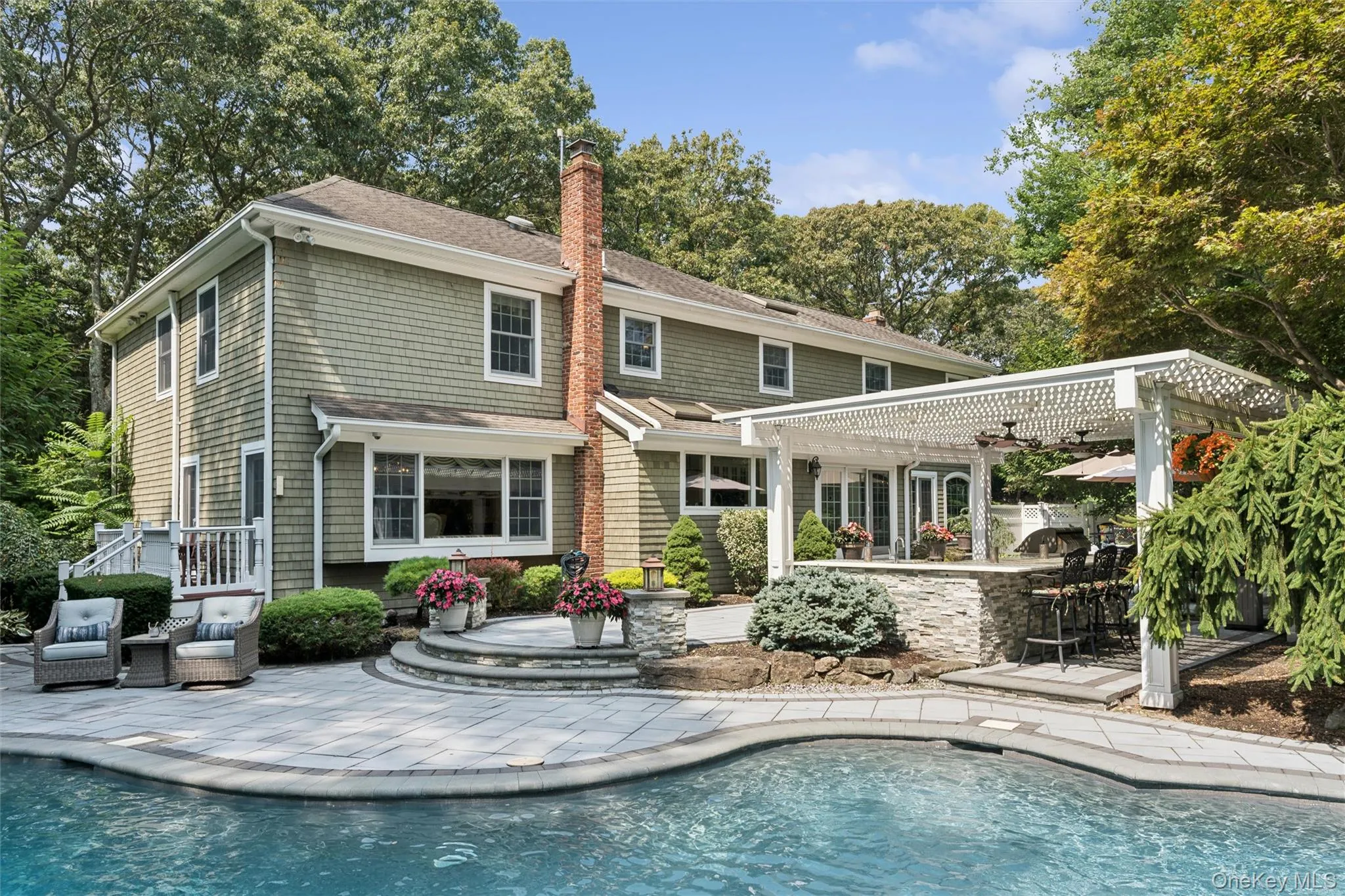 38 Riverview Terrace, Smithtown, NY, 5 Bedrooms Bedrooms, 10 Rooms Rooms,3 BathroomsBathrooms,Residential,For Rent,Riverview,0,1039294 38 Riverview Terrace, Smithtown, NY, 5 Bedrooms Bedrooms, 10 Rooms Rooms,3 BathroomsBathrooms,Residential,For Rent,Riverview,0,1039294