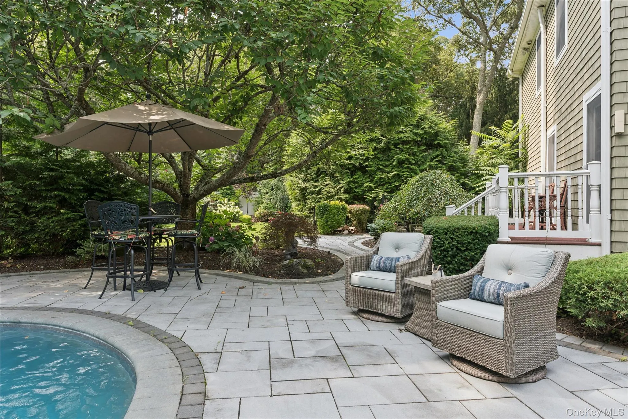 38 Riverview Terrace, Smithtown, NY, 5 Bedrooms Bedrooms, 10 Rooms Rooms,3 BathroomsBathrooms,Residential,For Rent,Riverview,0,1039294 38 Riverview Terrace, Smithtown, NY, 5 Bedrooms Bedrooms, 10 Rooms Rooms,3 BathroomsBathrooms,Residential,For Rent,Riverview,0,1039294
