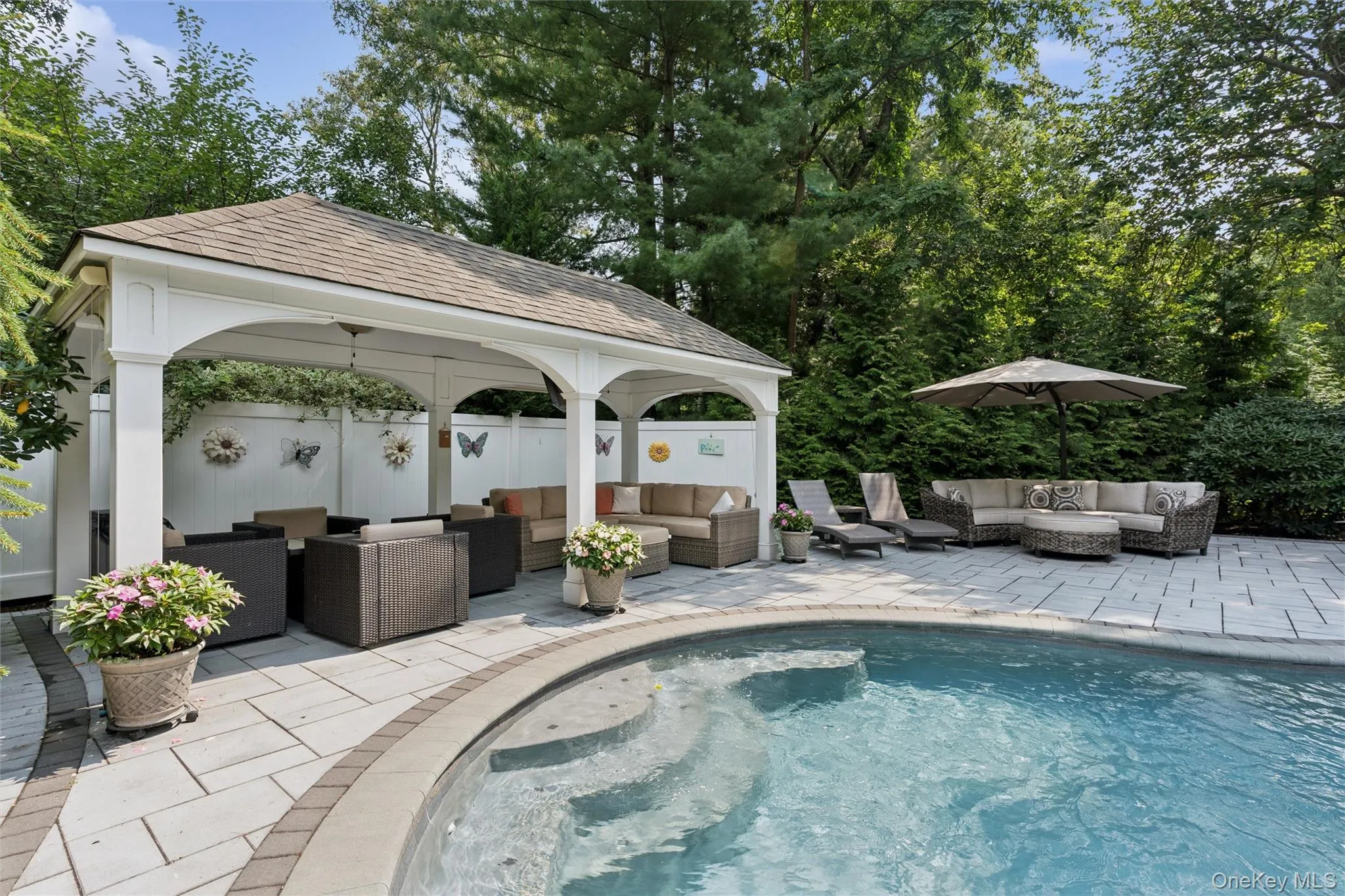38 Riverview Terrace, Smithtown, NY, 5 Bedrooms Bedrooms, 10 Rooms Rooms,3 BathroomsBathrooms,Residential,For Rent,Riverview,0,1039294 38 Riverview Terrace, Smithtown, NY, 5 Bedrooms Bedrooms, 10 Rooms Rooms,3 BathroomsBathrooms,Residential,For Rent,Riverview,0,1039294