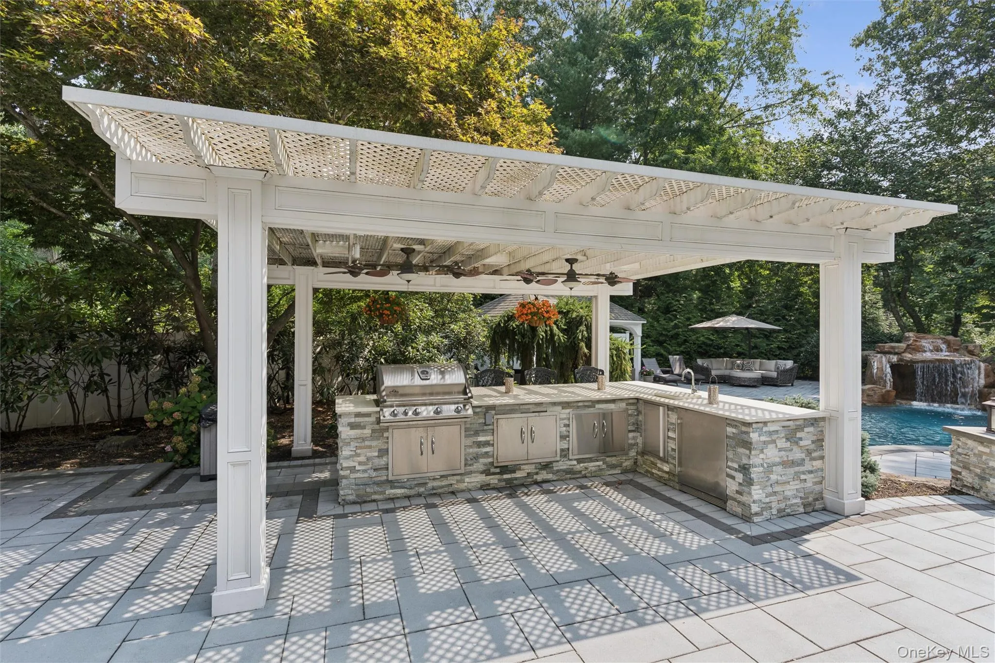 38 Riverview Terrace, Smithtown, NY, 5 Bedrooms Bedrooms, 10 Rooms Rooms,3 BathroomsBathrooms,Residential,For Rent,Riverview,0,1039294 38 Riverview Terrace, Smithtown, NY, 5 Bedrooms Bedrooms, 10 Rooms Rooms,3 BathroomsBathrooms,Residential,For Rent,Riverview,0,1039294