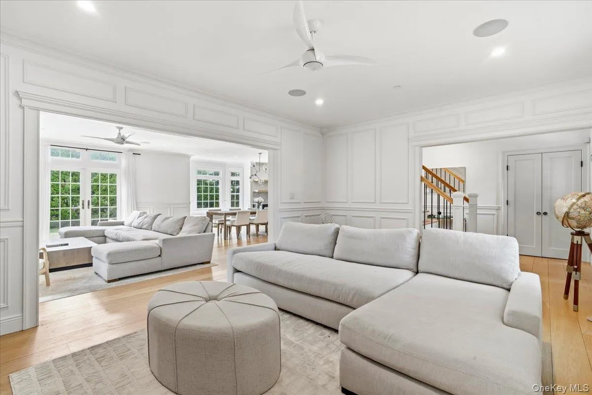 198 Kensington Road, Hempstead, NY, 5 Bedrooms Bedrooms, 12 Rooms Rooms,4 BathroomsBathrooms,Residential Lease,For Rent,Kensington,0,1039295 198 Kensington Road, Hempstead, NY, 5 Bedrooms Bedrooms, 12 Rooms Rooms,4 BathroomsBathrooms,Residential Lease,For Rent,Kensington,0,1039295