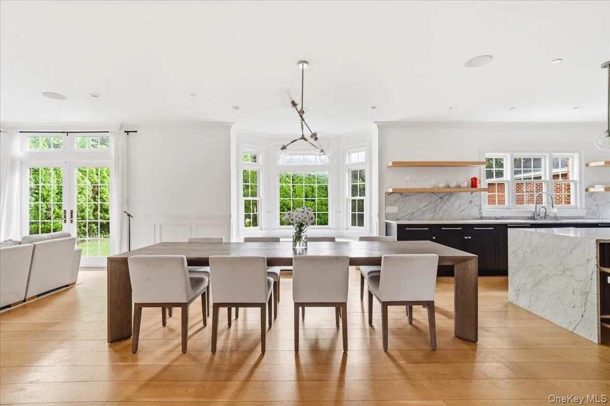 198 Kensington Road, Hempstead, NY, 5 Bedrooms Bedrooms, 12 Rooms Rooms,4 BathroomsBathrooms,Residential Lease,For Rent,Kensington,0,1039295 198 Kensington Road, Hempstead, NY, 5 Bedrooms Bedrooms, 12 Rooms Rooms,4 BathroomsBathrooms,Residential Lease,For Rent,Kensington,0,1039295