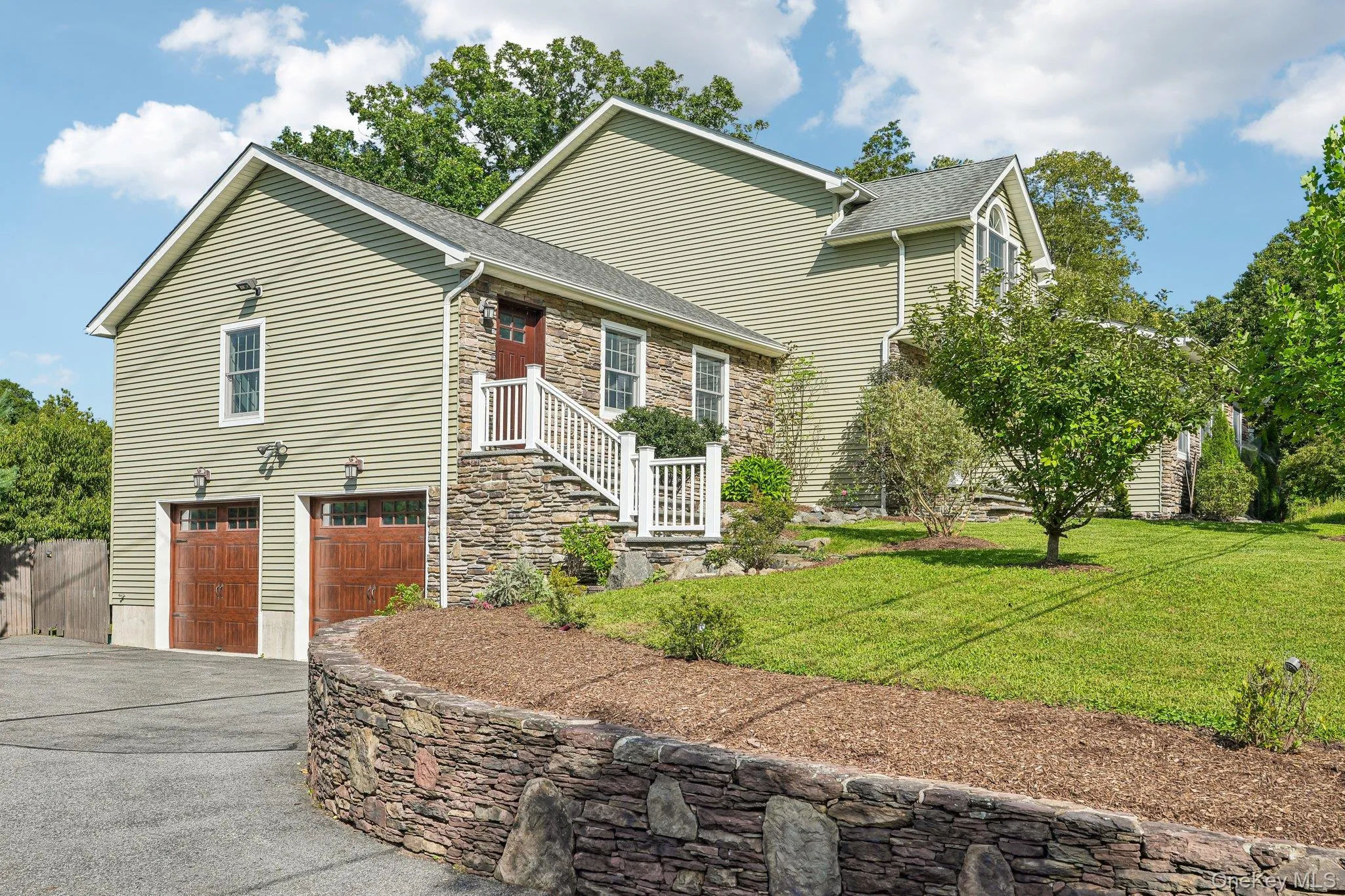 Garage and Driveway. So much Parking Available Garage and Driveway. So much Parking Available