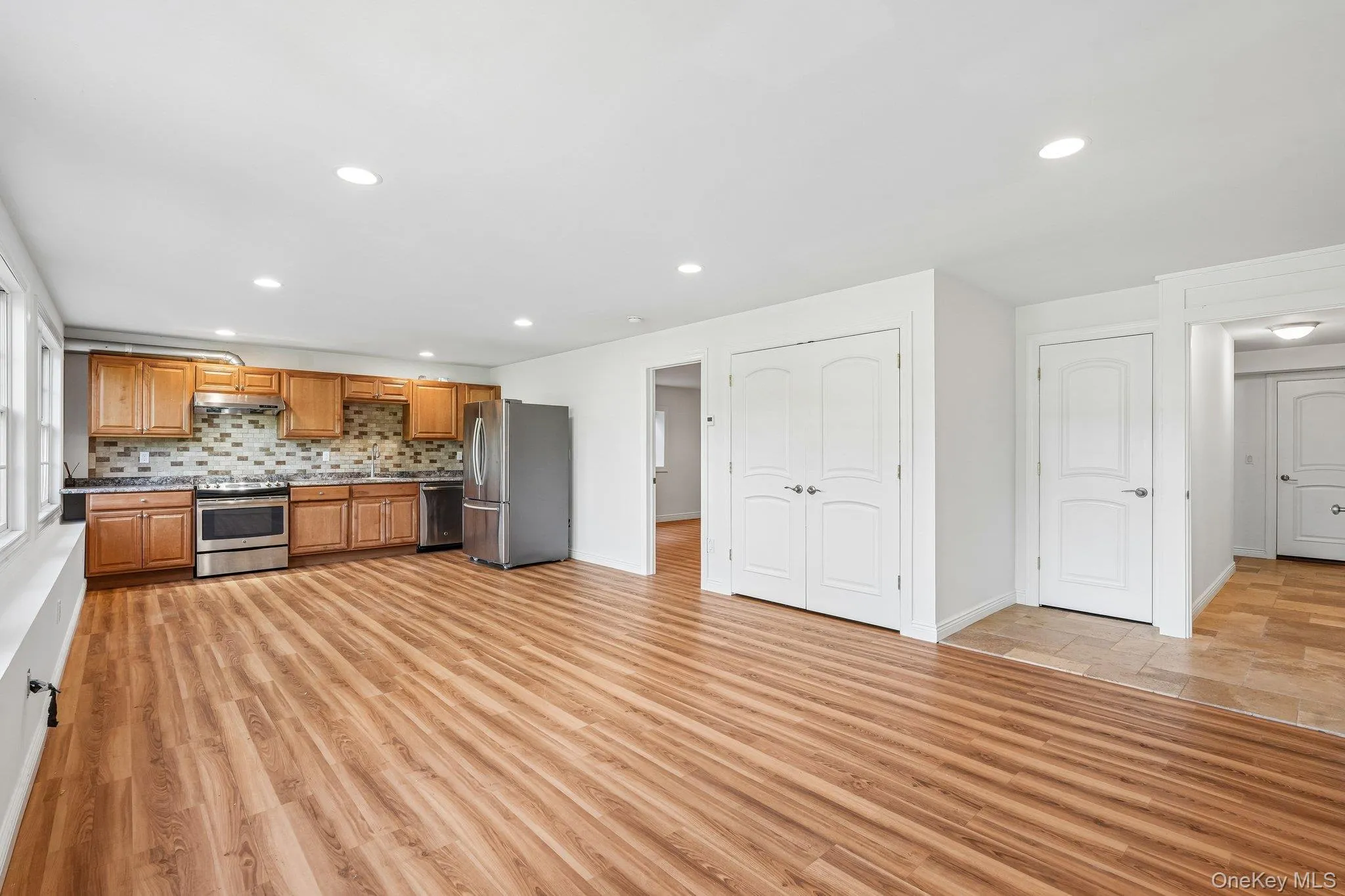 Radiant Heated Floors and Wet Bar Radiant Heated Floors and Wet Bar