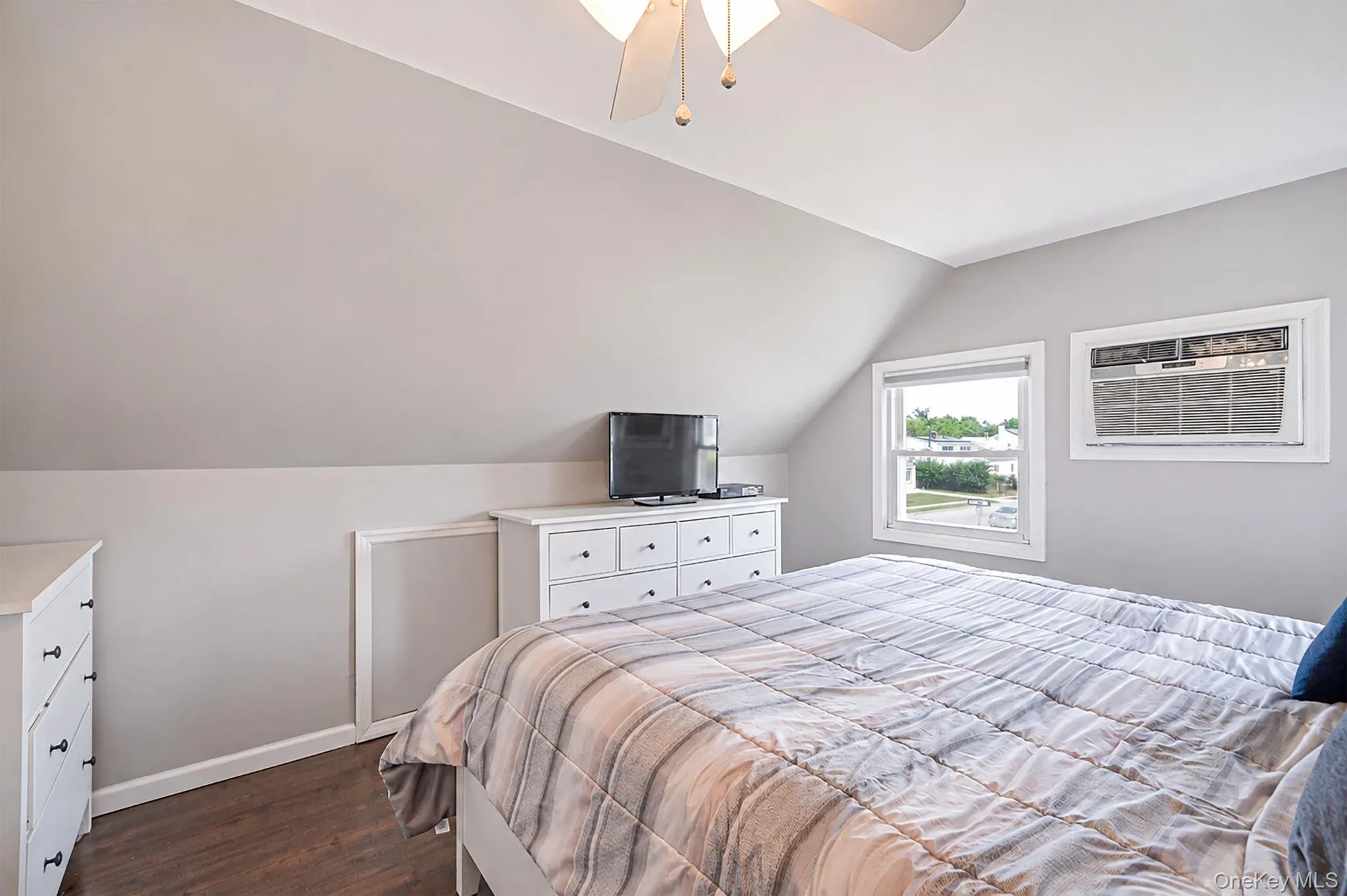 126 Cotton Lane, Hempstead, NY, 4 Bedrooms Bedrooms, 8 Rooms Rooms,1 BathroomBathrooms,Residential,For Rent,Cotton,0,1039300 126 Cotton Lane, Hempstead, NY, 4 Bedrooms Bedrooms, 8 Rooms Rooms,1 BathroomBathrooms,Residential,For Rent,Cotton,0,1039300
