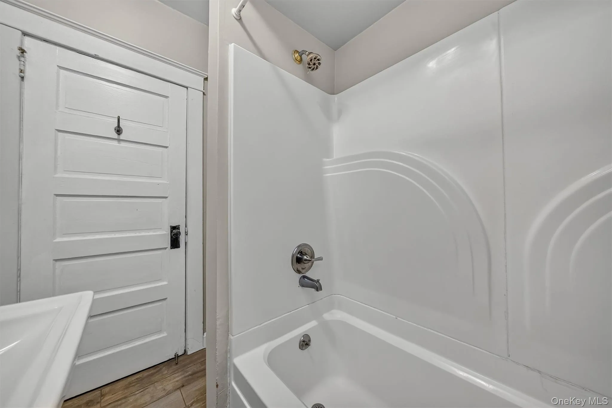 61 Main Street, Minisink, NY, 3 Bedrooms Bedrooms, 6 Rooms Rooms,1 BathroomBathrooms,Residential,For Rent,Main,0,1039303 61 Main Street, Minisink, NY, 3 Bedrooms Bedrooms, 6 Rooms Rooms,1 BathroomBathrooms,Residential,For Rent,Main,0,1039303