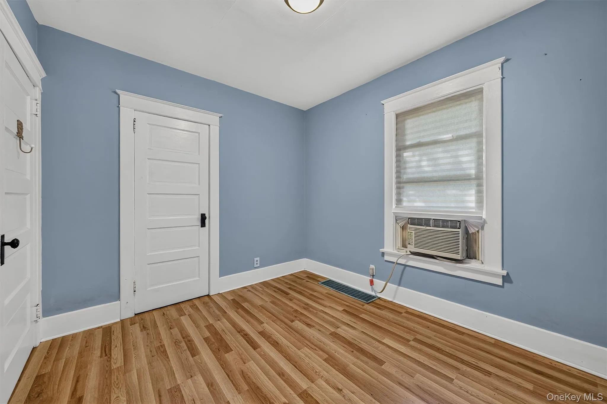 61 Main Street, Minisink, NY, 3 Bedrooms Bedrooms, 6 Rooms Rooms,1 BathroomBathrooms,Residential,For Rent,Main,0,1039303 61 Main Street, Minisink, NY, 3 Bedrooms Bedrooms, 6 Rooms Rooms,1 BathroomBathrooms,Residential,For Rent,Main,0,1039303