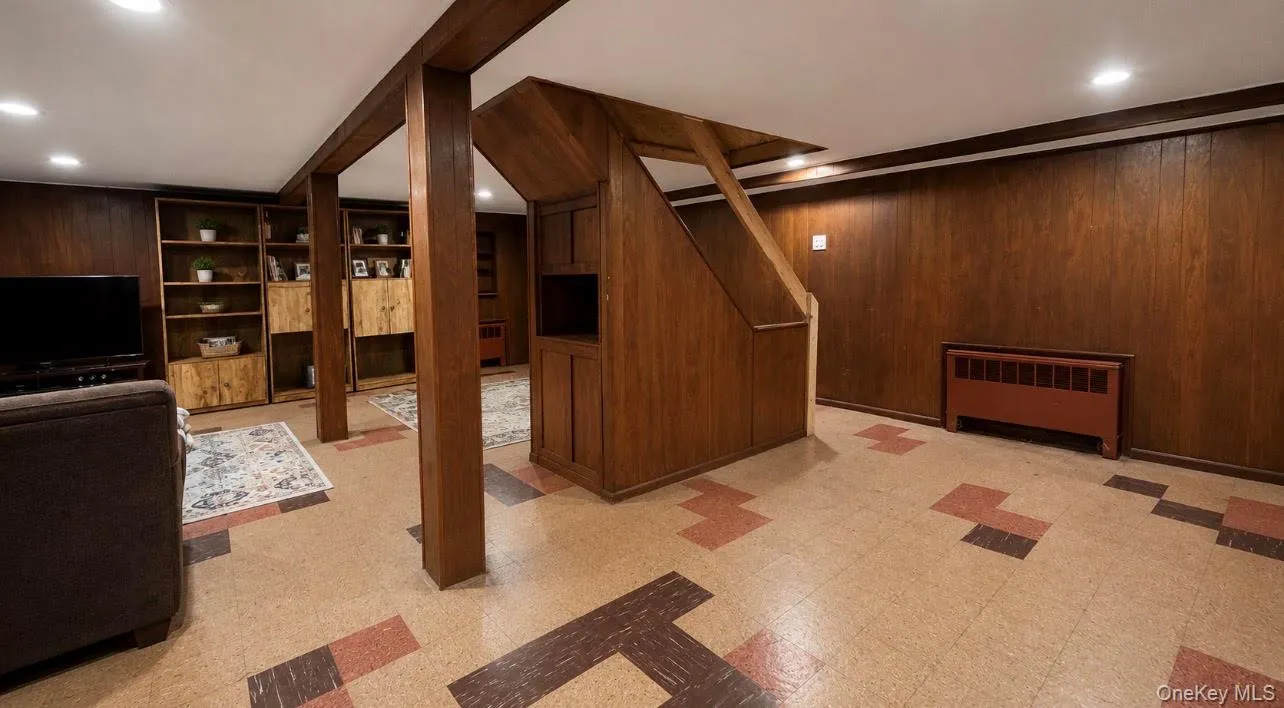 860 Helene Street, Hempstead, NY, 4 Bedrooms Bedrooms, 8 Rooms Rooms,2 BathroomsBathrooms,Residential,For Rent,Helene,0,1039304 860 Helene Street, Hempstead, NY, 4 Bedrooms Bedrooms, 8 Rooms Rooms,2 BathroomsBathrooms,Residential,For Rent,Helene,0,1039304