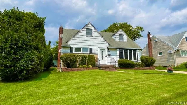 860 Helene Street, Hempstead, NY, 4 Bedrooms Bedrooms, 8 Rooms Rooms,2 BathroomsBathrooms,Residential,For Rent,Helene,0,1039304 860 Helene Street, Hempstead, NY, 4 Bedrooms Bedrooms, 8 Rooms Rooms,2 BathroomsBathrooms,Residential,For Rent,Helene,0,1039304