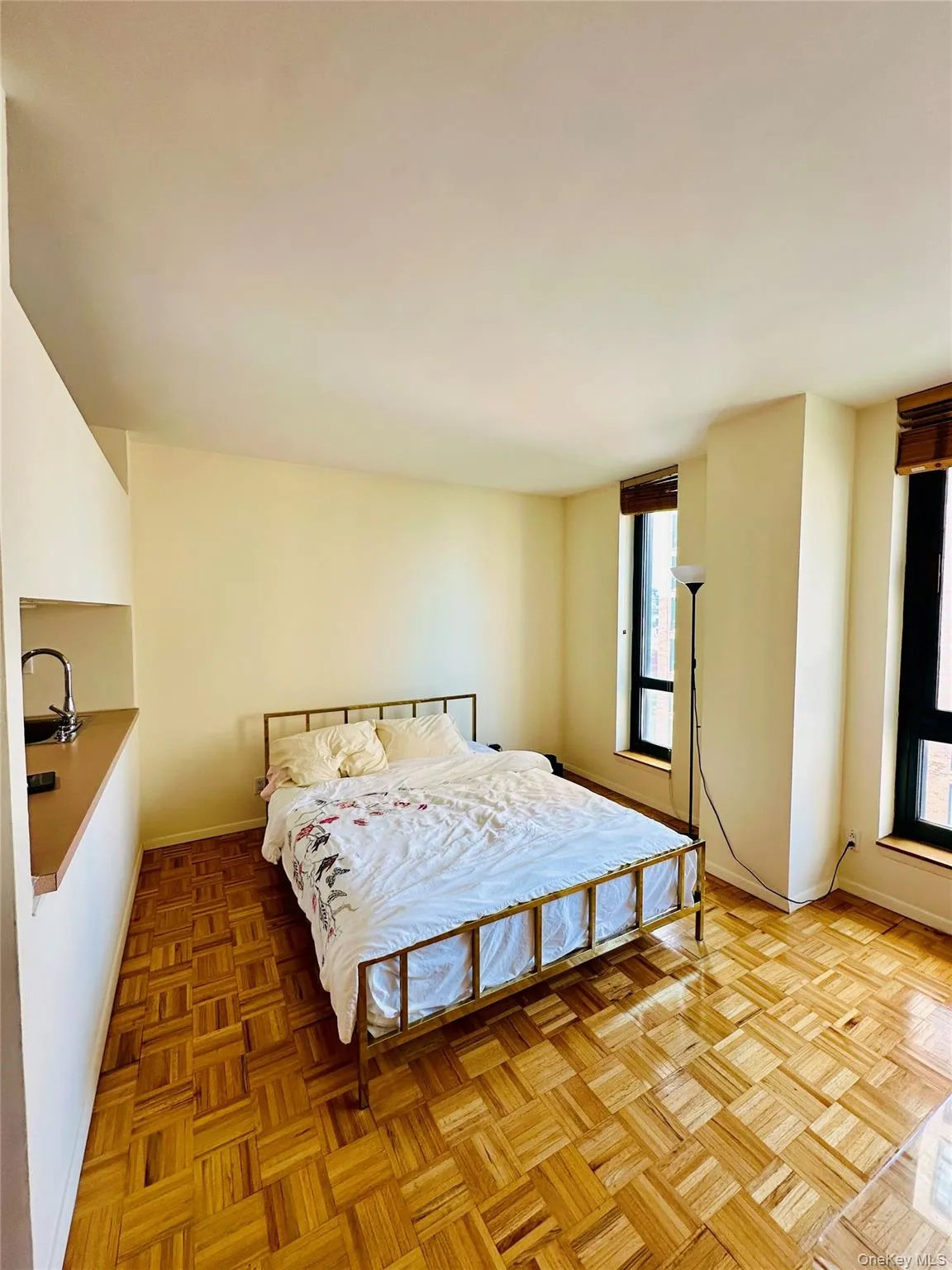 1 Irving Place, New York, NY, 2 Rooms Rooms,1 BathroomBathrooms,Residential,For Rent,Irving,0,1039311 1 Irving Place, New York, NY, 2 Rooms Rooms,1 BathroomBathrooms,Residential,For Rent,Irving,0,1039311
