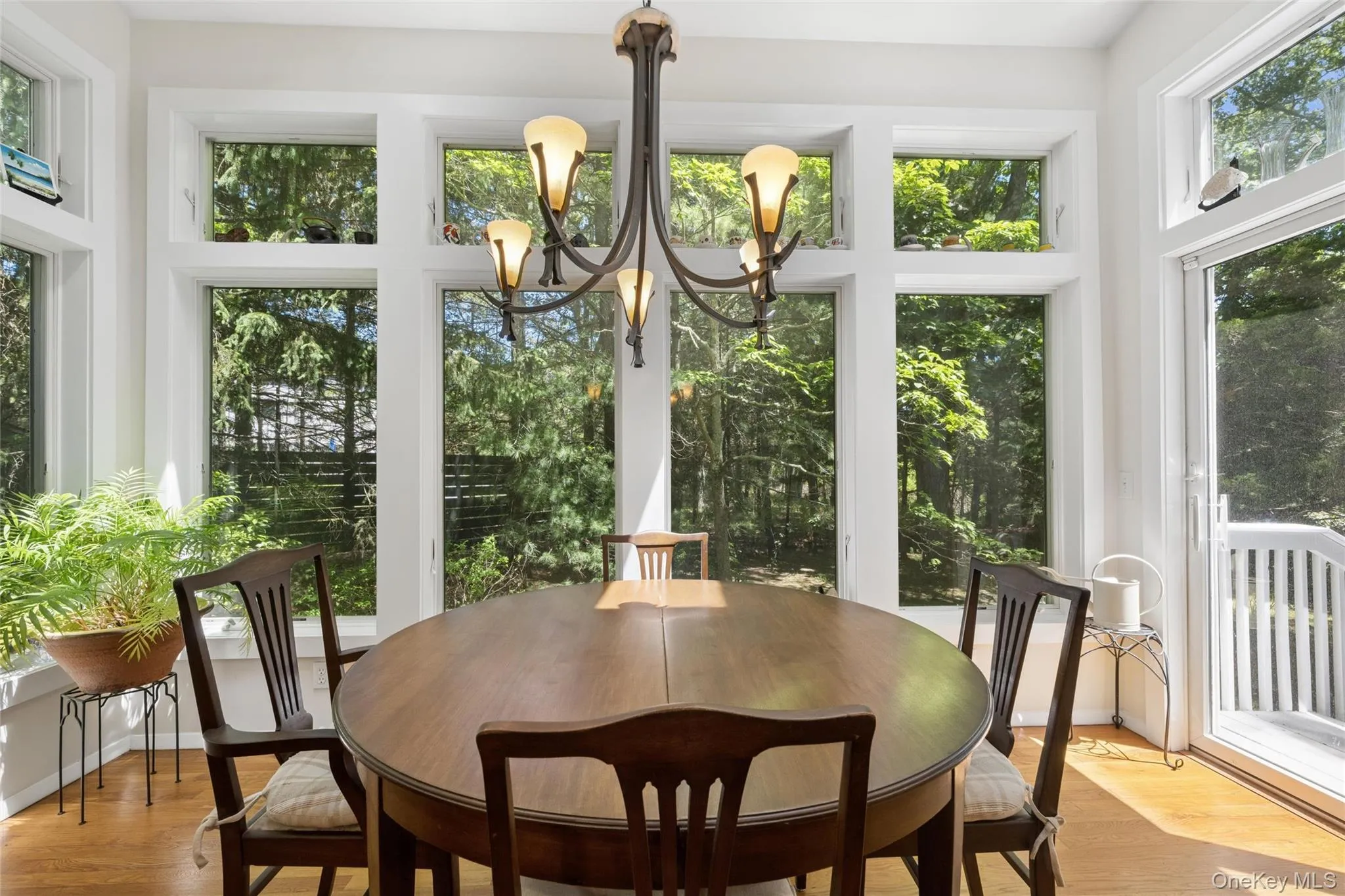 640 Hands Creek Road, East Hampton, NY, 3 Bedrooms Bedrooms, 6 Rooms Rooms,3 BathroomsBathrooms,Residential,For Rent,Hands Creek Road,0,1039312 640 Hands Creek Road, East Hampton, NY, 3 Bedrooms Bedrooms, 6 Rooms Rooms,3 BathroomsBathrooms,Residential,For Rent,Hands Creek Road,0,1039312