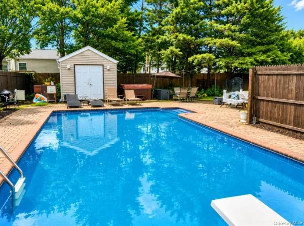 6 Flushing Street, Brookhaven, NY, 3 Bedrooms Bedrooms, 6 Rooms Rooms,2 BathroomsBathrooms,Residential,For Rent,Flushing,0,1039313 6 Flushing Street, Brookhaven, NY, 3 Bedrooms Bedrooms, 6 Rooms Rooms,2 BathroomsBathrooms,Residential,For Rent,Flushing,0,1039313