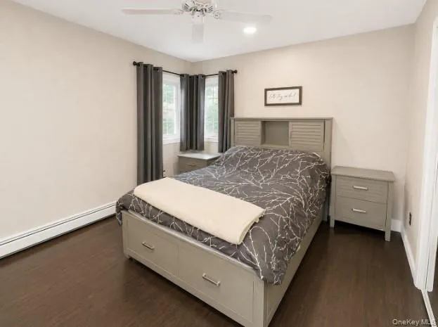 6 Flushing Street, Brookhaven, NY, 3 Bedrooms Bedrooms, 6 Rooms Rooms,2 BathroomsBathrooms,Residential,For Rent,Flushing,0,1039313 6 Flushing Street, Brookhaven, NY, 3 Bedrooms Bedrooms, 6 Rooms Rooms,2 BathroomsBathrooms,Residential,For Rent,Flushing,0,1039313