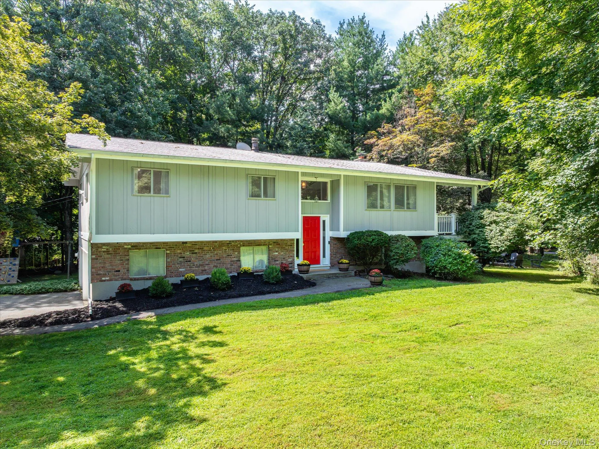 119 Bonnie Brae Court, Somers, NY, 3 Bedrooms Bedrooms, 8 Rooms Rooms,2 BathroomsBathrooms,Residential,For Rent,Bonnie Brae,0,1039317 119 Bonnie Brae Court, Somers, NY, 3 Bedrooms Bedrooms, 8 Rooms Rooms,2 BathroomsBathrooms,Residential,For Rent,Bonnie Brae,0,1039317