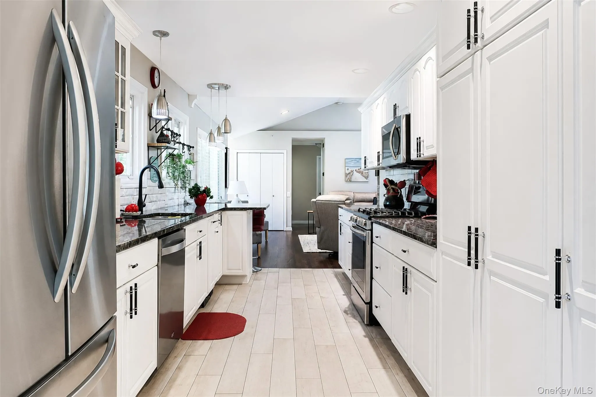 6 Howells Point Road, Brookhaven, NY, 3 Bedrooms Bedrooms, 7 Rooms Rooms,3 BathroomsBathrooms,Residential,For Rent,Howells Point,0,1039319 6 Howells Point Road, Brookhaven, NY, 3 Bedrooms Bedrooms, 7 Rooms Rooms,3 BathroomsBathrooms,Residential,For Rent,Howells Point,0,1039319