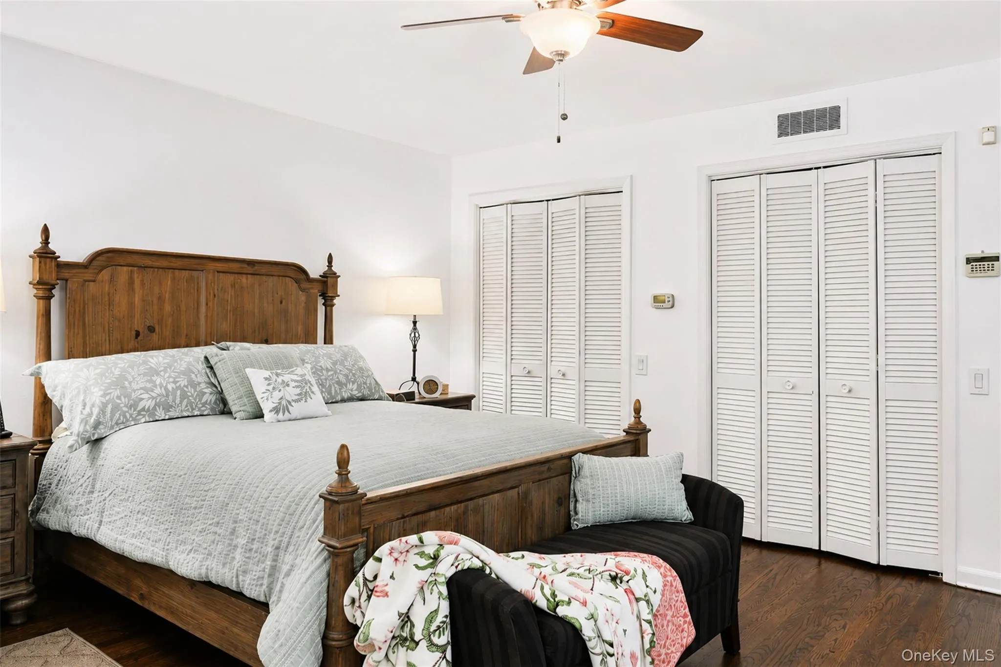 6 Howells Point Road, Brookhaven, NY, 3 Bedrooms Bedrooms, 7 Rooms Rooms,3 BathroomsBathrooms,Residential,For Rent,Howells Point,0,1039319 6 Howells Point Road, Brookhaven, NY, 3 Bedrooms Bedrooms, 7 Rooms Rooms,3 BathroomsBathrooms,Residential,For Rent,Howells Point,0,1039319