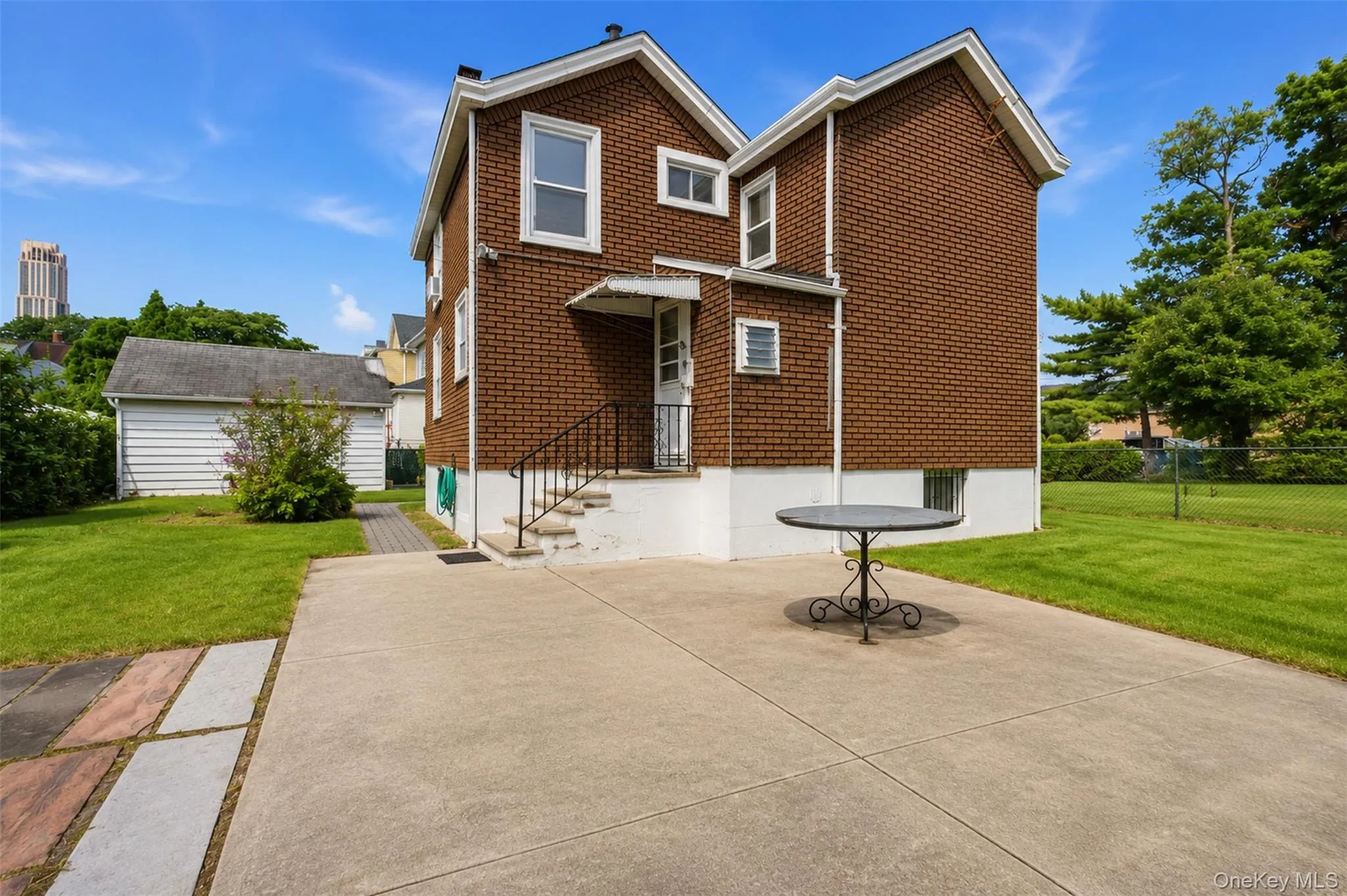 99 Homestead Place, New Rochelle, NY, 3 Bedrooms Bedrooms, 6 Rooms Rooms,2 BathroomsBathrooms,Residential,For Rent,Homestead,0,1039320 99 Homestead Place, New Rochelle, NY, 3 Bedrooms Bedrooms, 6 Rooms Rooms,2 BathroomsBathrooms,Residential,For Rent,Homestead,0,1039320