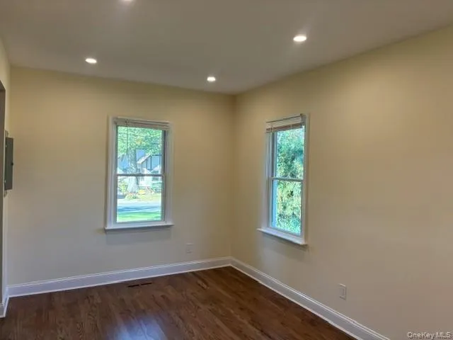 2 William Street, Oyster Bay, NY, 2 Bedroom Bedrooms, 5 Room Rooms,1 BathroomBathrooms,Residential Lease,For Rent,William,0,1039322 2 William Street, Oyster Bay, NY, 2 Bedroom Bedrooms, 5 Room Rooms,1 BathroomBathrooms,Residential Lease,For Rent,William,0,1039322
