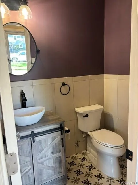 2 William Street, Oyster Bay, NY, 2 Bedroom Bedrooms, 5 Room Rooms,1 BathroomBathrooms,Residential Lease,For Rent,William,0,1039322 2 William Street, Oyster Bay, NY, 2 Bedroom Bedrooms, 5 Room Rooms,1 BathroomBathrooms,Residential Lease,For Rent,William,0,1039322