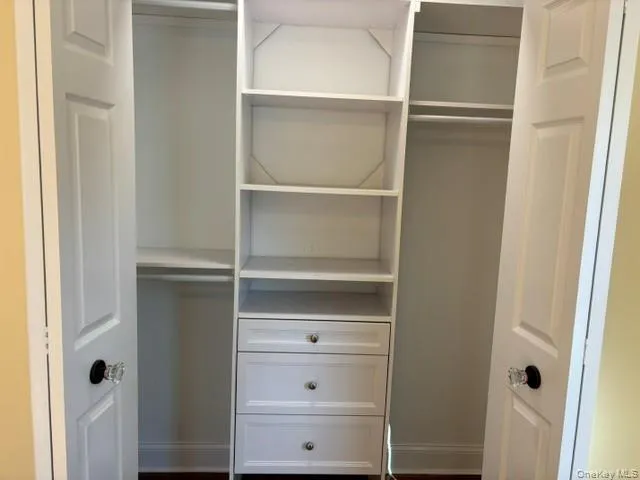 2 William Street, Oyster Bay, NY, 2 Bedrooms Bedrooms, 5 Rooms Rooms,1 BathroomBathrooms,Residential Lease,For Rent,William,0,1039322 2 William Street, Oyster Bay, NY, 2 Bedrooms Bedrooms, 5 Rooms Rooms,1 BathroomBathrooms,Residential Lease,For Rent,William,0,1039322