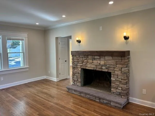 2 William Street, Oyster Bay, NY, 2 Bedroom Bedrooms, 5 Room Rooms,1 BathroomBathrooms,Residential Lease,For Rent,William,0,1039322 2 William Street, Oyster Bay, NY, 2 Bedroom Bedrooms, 5 Room Rooms,1 BathroomBathrooms,Residential Lease,For Rent,William,0,1039322
