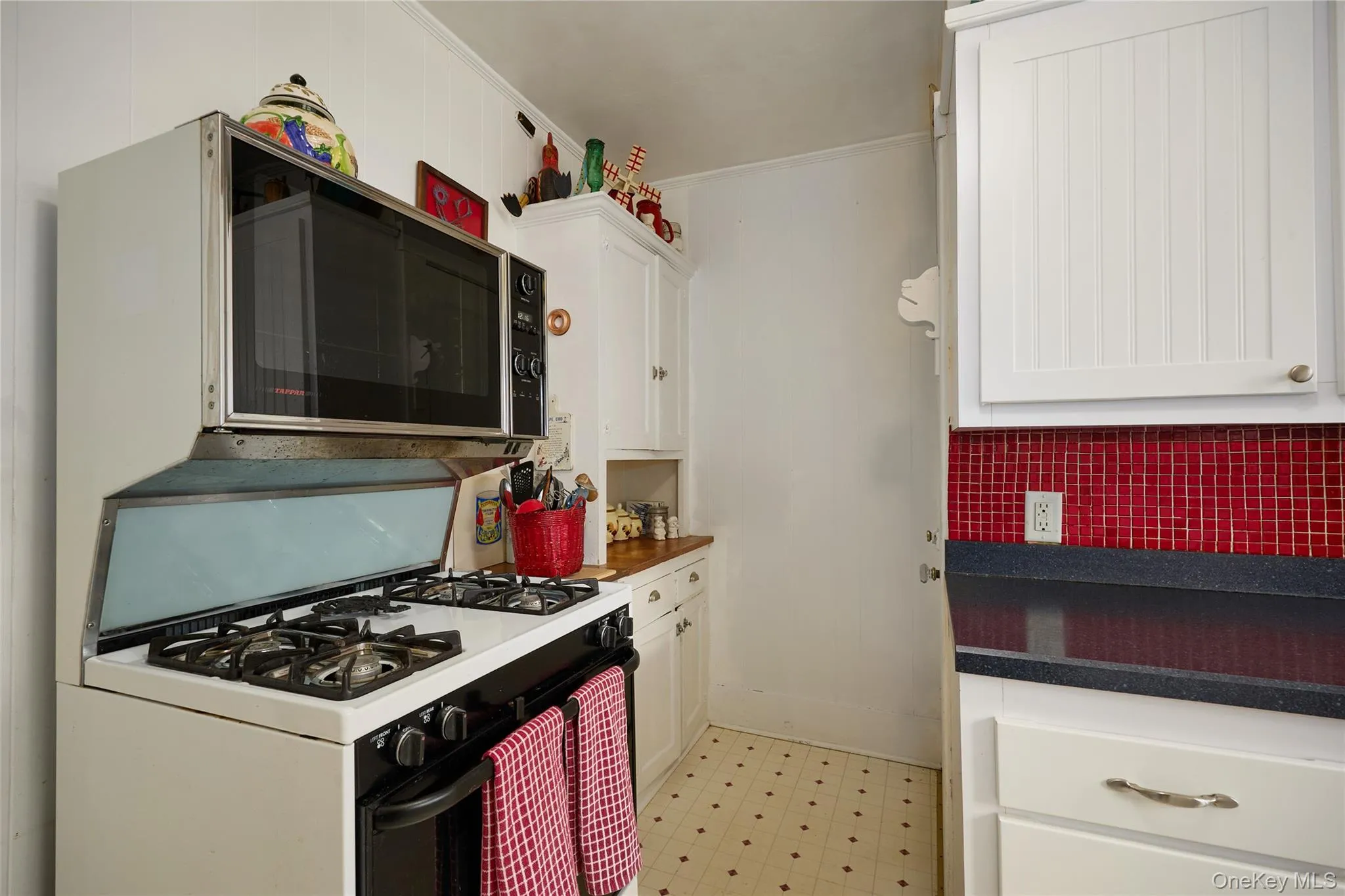 6 Laurel Road, Ramapo, NY, 3 Bedrooms Bedrooms, 7 Rooms Rooms,2 BathroomsBathrooms,Residential,For Rent,Laurel,0,1039324 6 Laurel Road, Ramapo, NY, 3 Bedrooms Bedrooms, 7 Rooms Rooms,2 BathroomsBathrooms,Residential,For Rent,Laurel,0,1039324