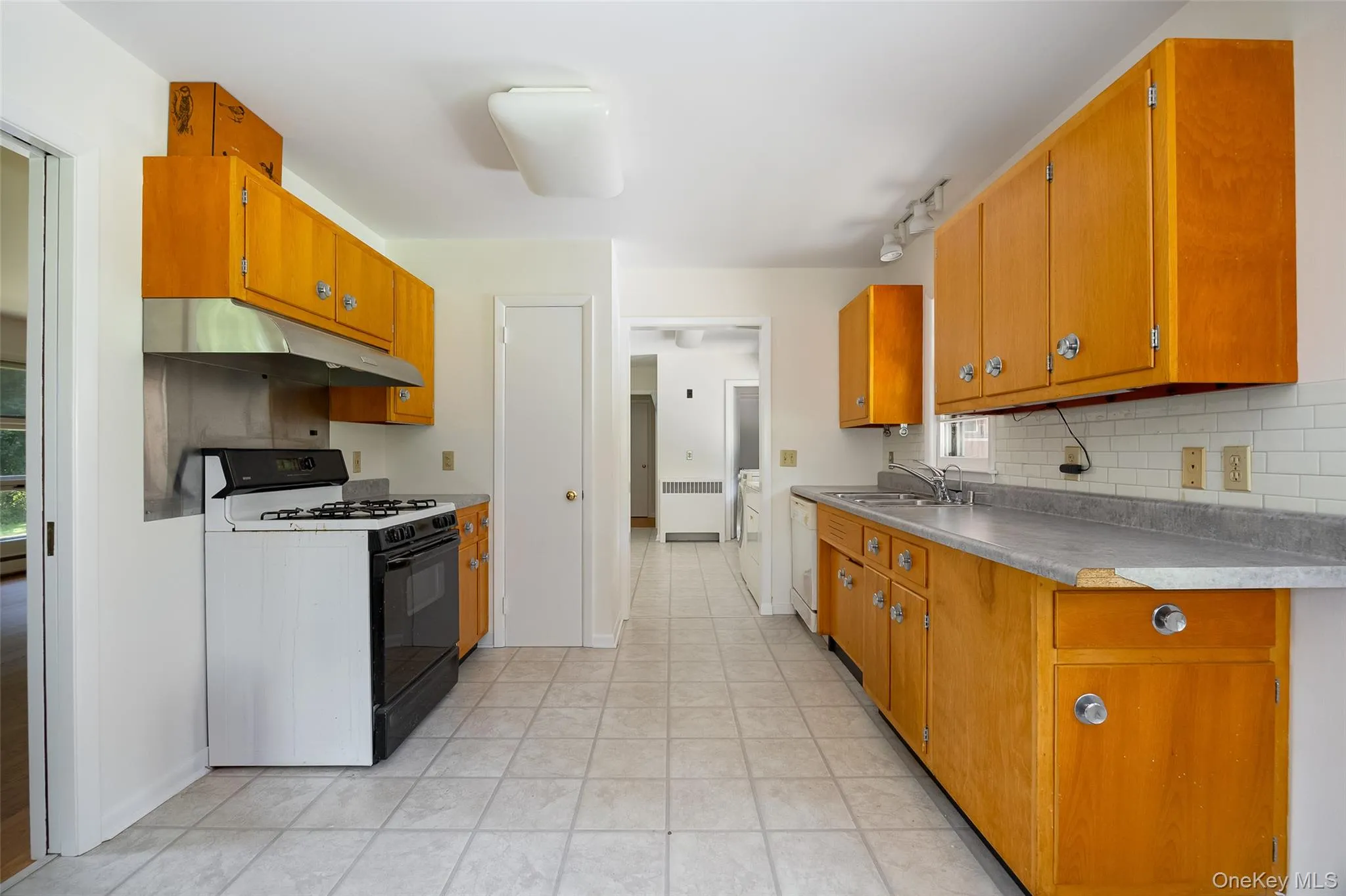 2108-2110 New Hackensack Road, Poughkeepsie (town), NY, 3 Bedrooms Bedrooms, 7 Rooms Rooms,2 BathroomsBathrooms,Residential Lease,For Rent,New Hackensack,0,1039328 2108-2110 New Hackensack Road, Poughkeepsie (town), NY, 3 Bedrooms Bedrooms, 7 Rooms Rooms,2 BathroomsBathrooms,Residential Lease,For Rent,New Hackensack,0,1039328
