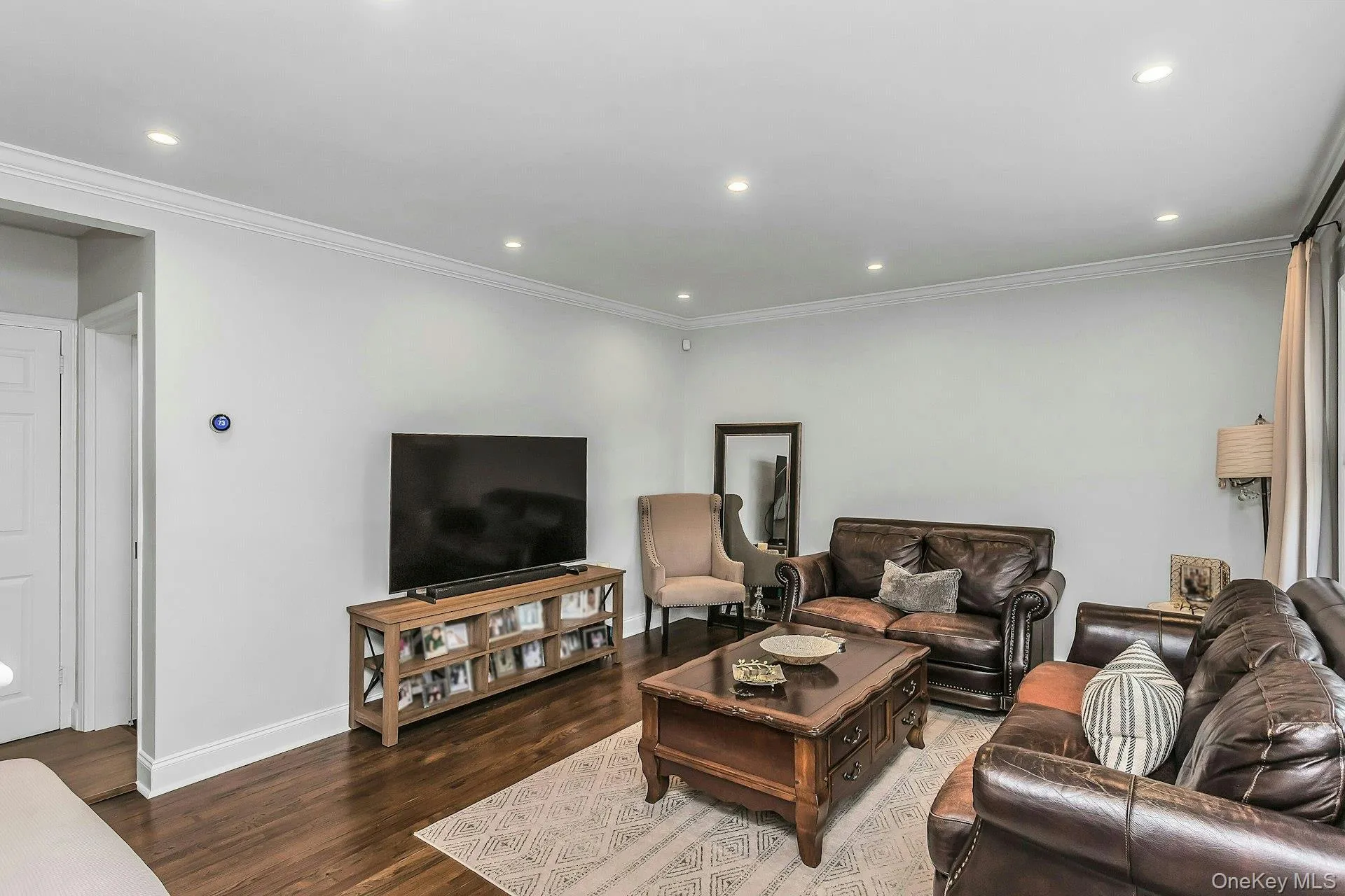 2337 205th Street, New York, NY, 4 Bedrooms Bedrooms, 9 Rooms Rooms,2 BathroomsBathrooms,Residential,For Rent,205th,0,1039335 2337 205th Street, New York, NY, 4 Bedrooms Bedrooms, 9 Rooms Rooms,2 BathroomsBathrooms,Residential,For Rent,205th,0,1039335