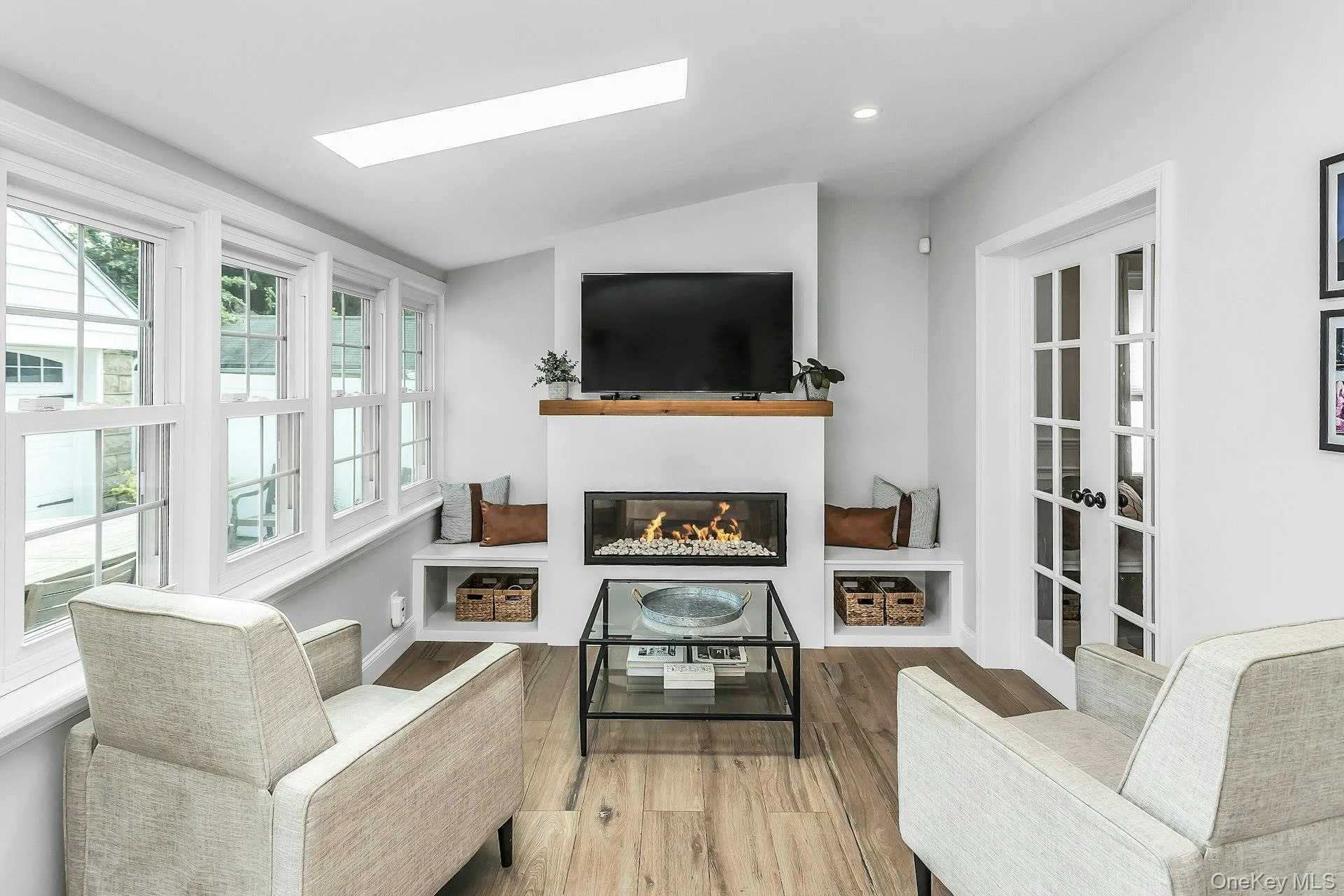 2337 205th Street, New York, NY, 4 Bedrooms Bedrooms, 9 Rooms Rooms,2 BathroomsBathrooms,Residential,For Rent,205th,0,1039335 2337 205th Street, New York, NY, 4 Bedrooms Bedrooms, 9 Rooms Rooms,2 BathroomsBathrooms,Residential,For Rent,205th,0,1039335