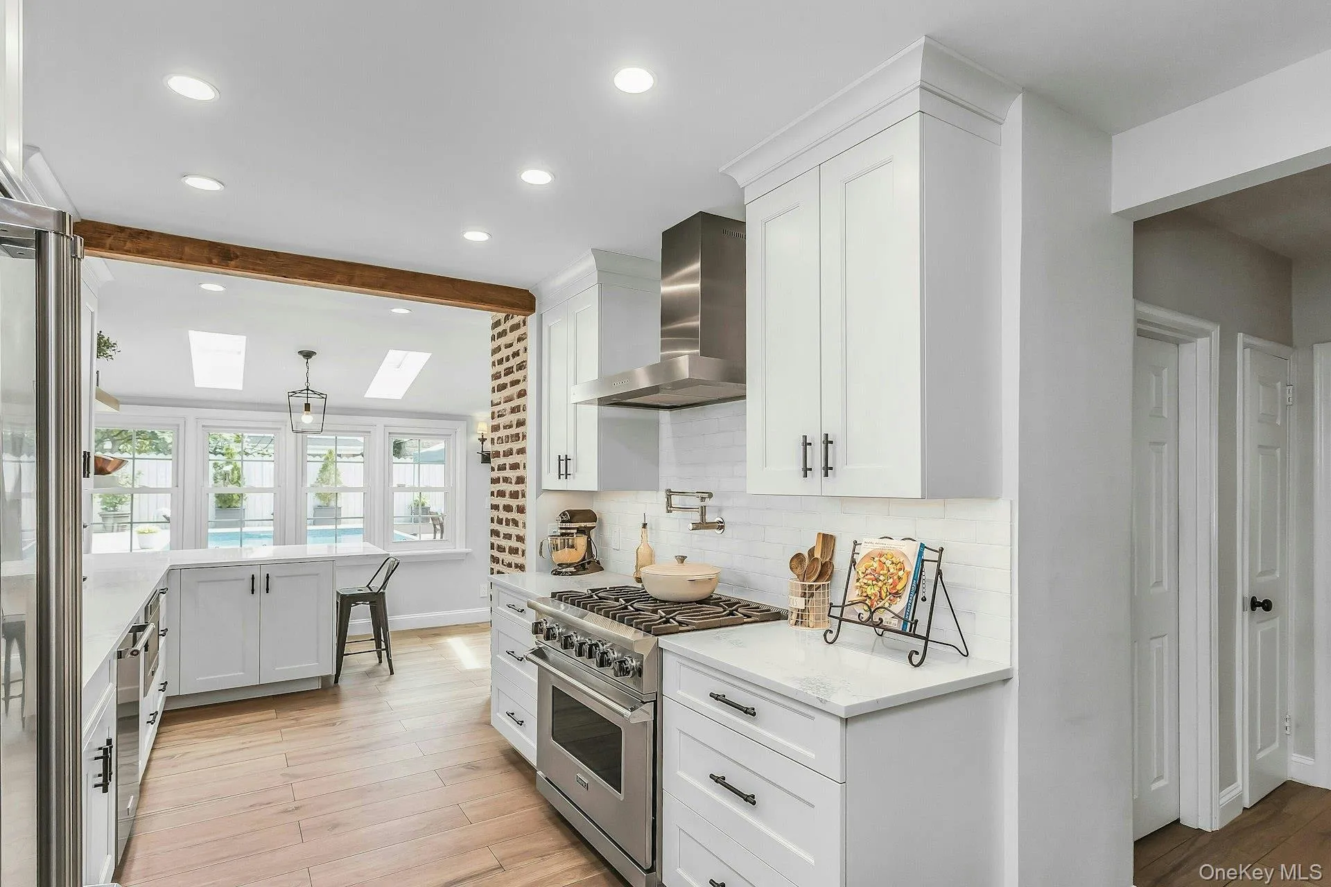 2337 205th Street, New York, NY, 4 Bedrooms Bedrooms, 9 Rooms Rooms,2 BathroomsBathrooms,Residential,For Rent,205th,0,1039335 2337 205th Street, New York, NY, 4 Bedrooms Bedrooms, 9 Rooms Rooms,2 BathroomsBathrooms,Residential,For Rent,205th,0,1039335