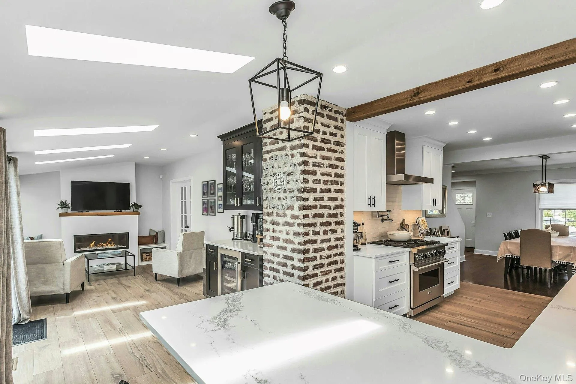 2337 205th Street, New York, NY, 4 Bedrooms Bedrooms, 9 Rooms Rooms,2 BathroomsBathrooms,Residential,For Rent,205th,0,1039335 2337 205th Street, New York, NY, 4 Bedrooms Bedrooms, 9 Rooms Rooms,2 BathroomsBathrooms,Residential,For Rent,205th,0,1039335
