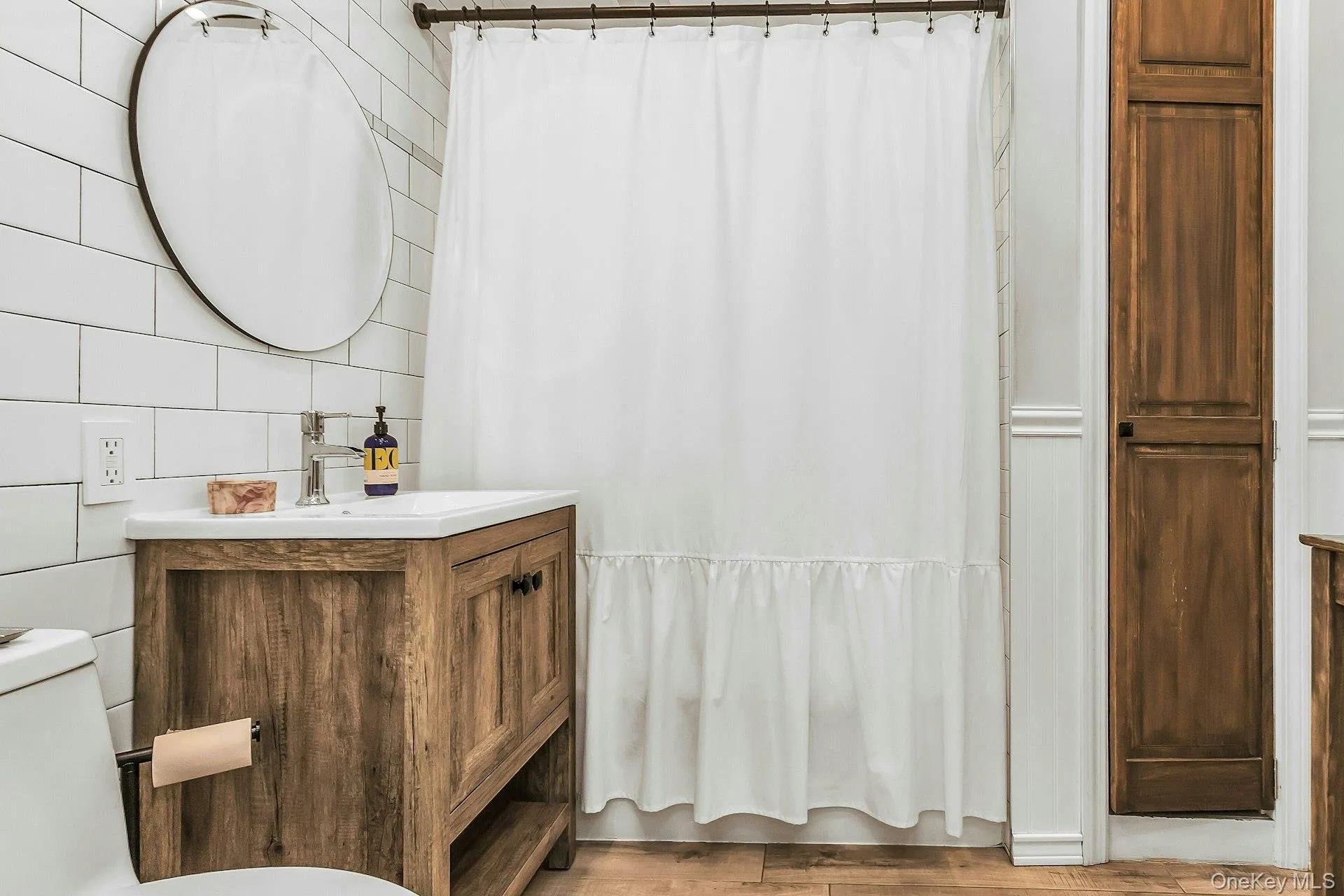 2337 205th Street, New York, NY, 4 Bedrooms Bedrooms, 9 Rooms Rooms,2 BathroomsBathrooms,Residential,For Rent,205th,0,1039335 2337 205th Street, New York, NY, 4 Bedrooms Bedrooms, 9 Rooms Rooms,2 BathroomsBathrooms,Residential,For Rent,205th,0,1039335