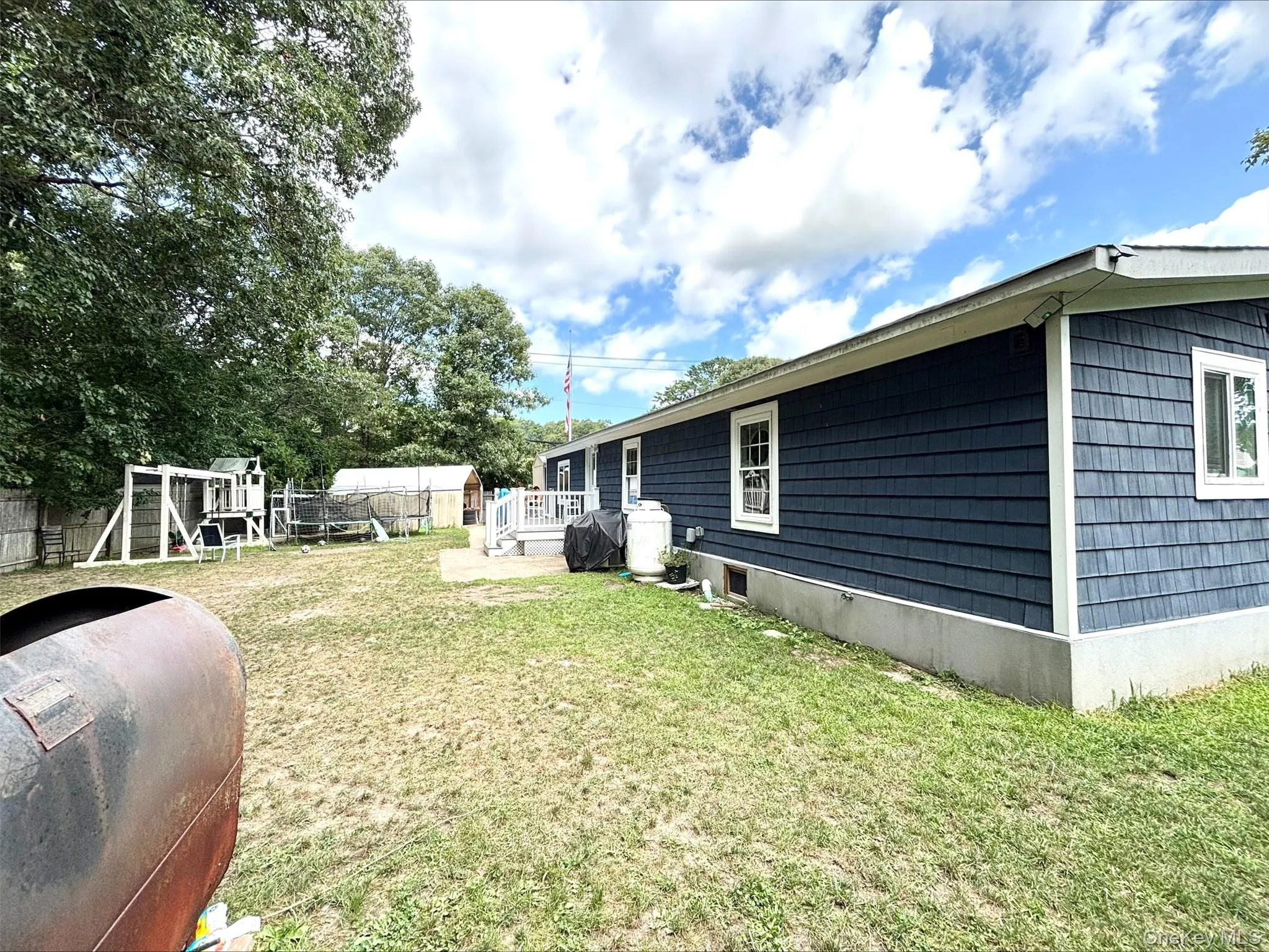 41 Carls Place, Riverhead, NY, 4 Bedrooms Bedrooms, 6 Rooms Rooms,2 BathroomsBathrooms,Residential,For Rent,Carls Place,0,1039340 41 Carls Place, Riverhead, NY, 4 Bedrooms Bedrooms, 6 Rooms Rooms,2 BathroomsBathrooms,Residential,For Rent,Carls Place,0,1039340
