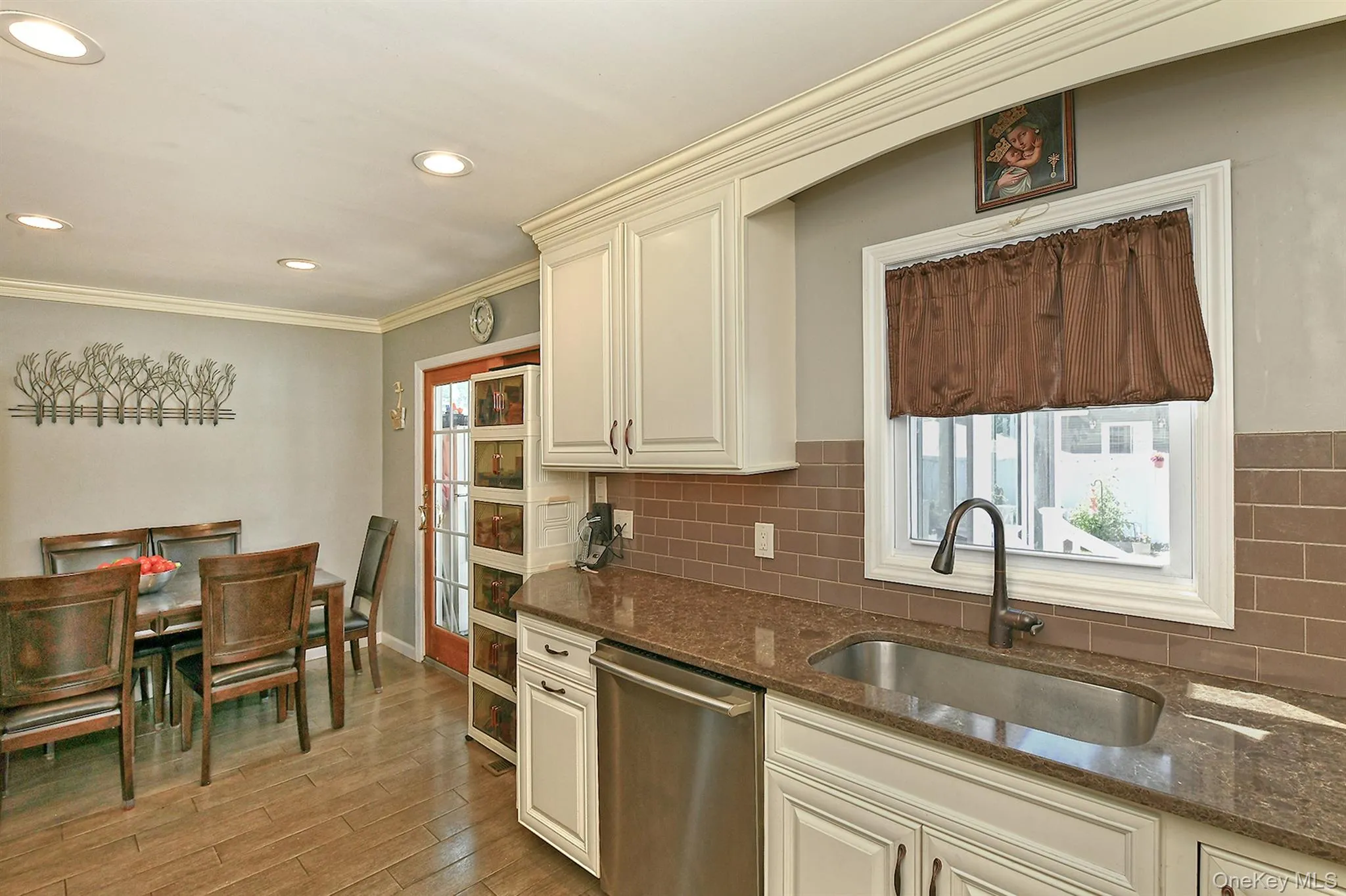 108 Connecticut Avenue, Oyster Bay, NY, 5 Bedrooms Bedrooms, 11 Rooms Rooms,2 BathroomsBathrooms,Residential,For Rent,Connecticut,0,1039341 108 Connecticut Avenue, Oyster Bay, NY, 5 Bedrooms Bedrooms, 11 Rooms Rooms,2 BathroomsBathrooms,Residential,For Rent,Connecticut,0,1039341