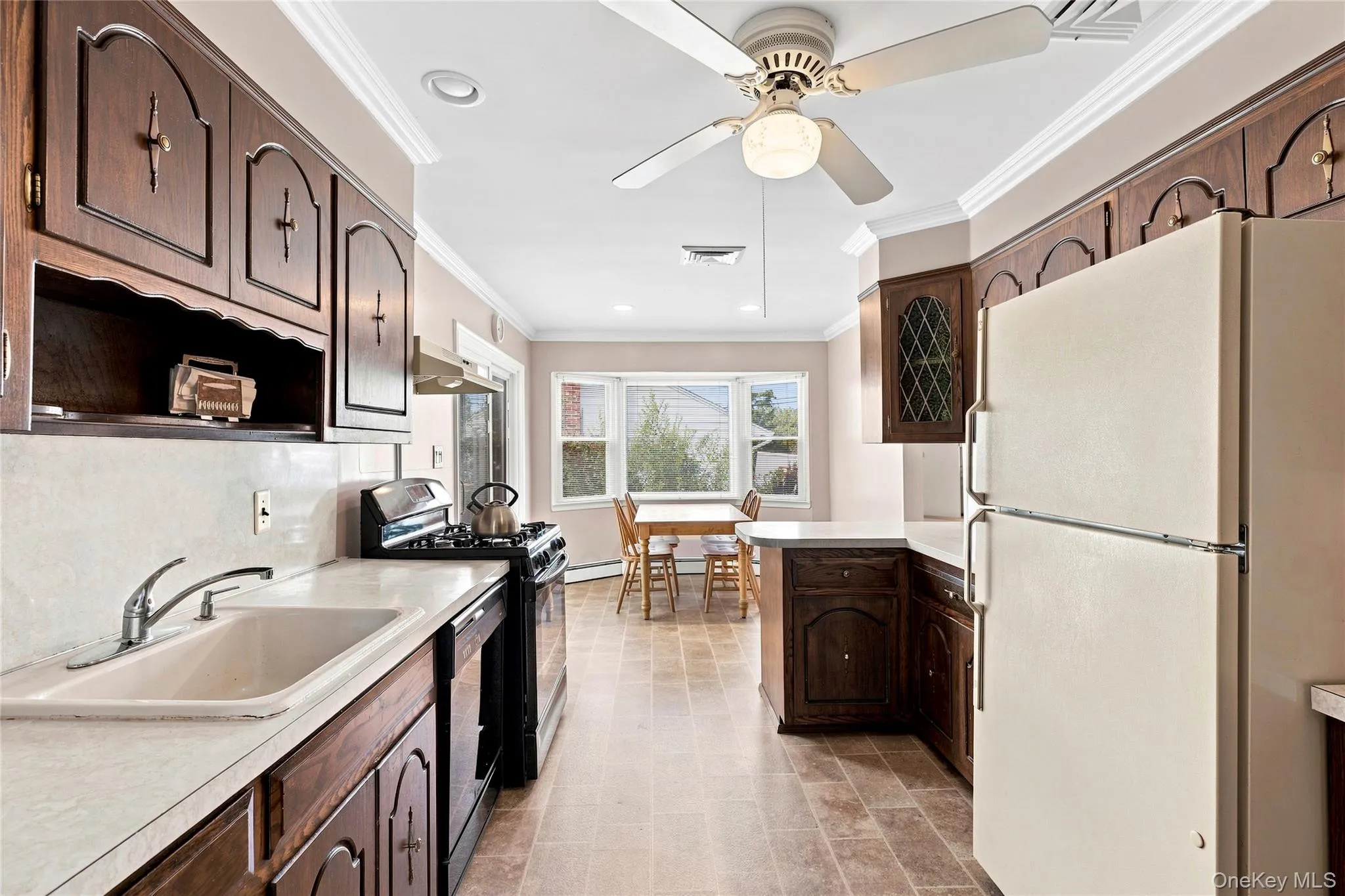 29 Cottonwood Drive, Smithtown, NY, 3 Bedrooms Bedrooms, 10 Rooms Rooms,2 BathroomsBathrooms,Residential,For Rent,Cottonwood,0,1039345 29 Cottonwood Drive, Smithtown, NY, 3 Bedrooms Bedrooms, 10 Rooms Rooms,2 BathroomsBathrooms,Residential,For Rent,Cottonwood,0,1039345