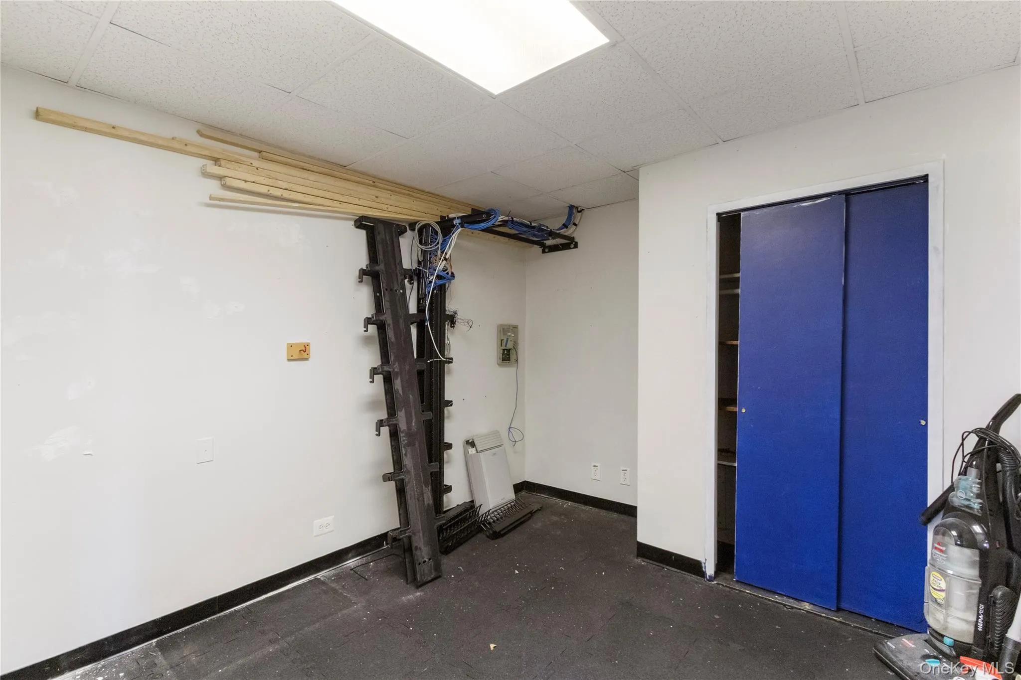 29 Glen Cove Avenue, Glen Cove, NY, ,Commercial Lease,For Rent,Glen Cove,0,1039352 29 Glen Cove Avenue, Glen Cove, NY, ,Commercial Lease,For Rent,Glen Cove,0,1039352