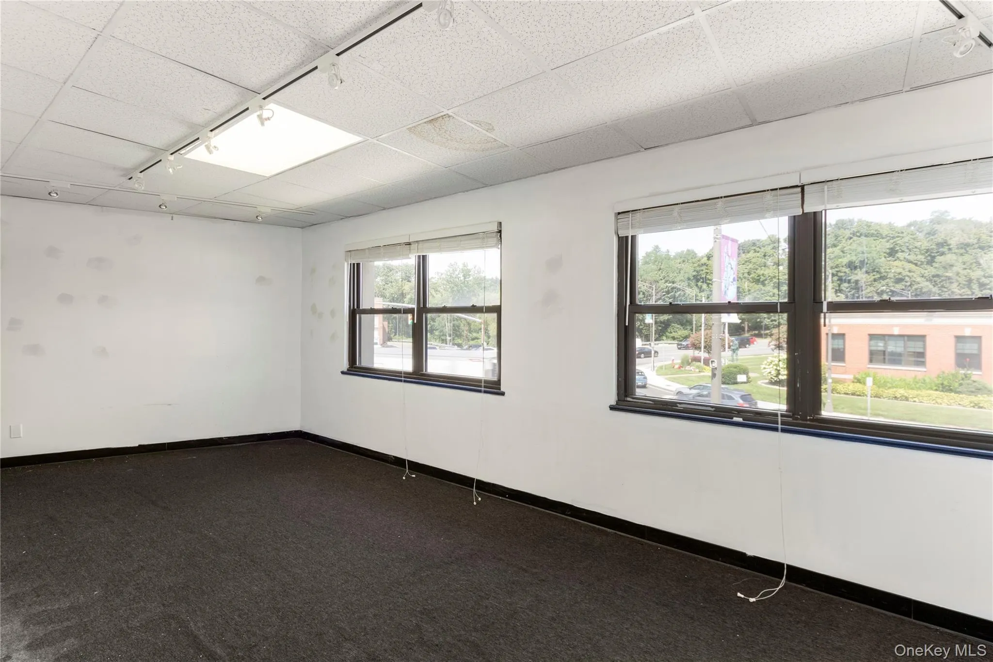 29 Glen Cove Avenue, Glen Cove, NY, ,Commercial Lease,For Rent,Glen Cove,0,1039352 29 Glen Cove Avenue, Glen Cove, NY, ,Commercial Lease,For Rent,Glen Cove,0,1039352