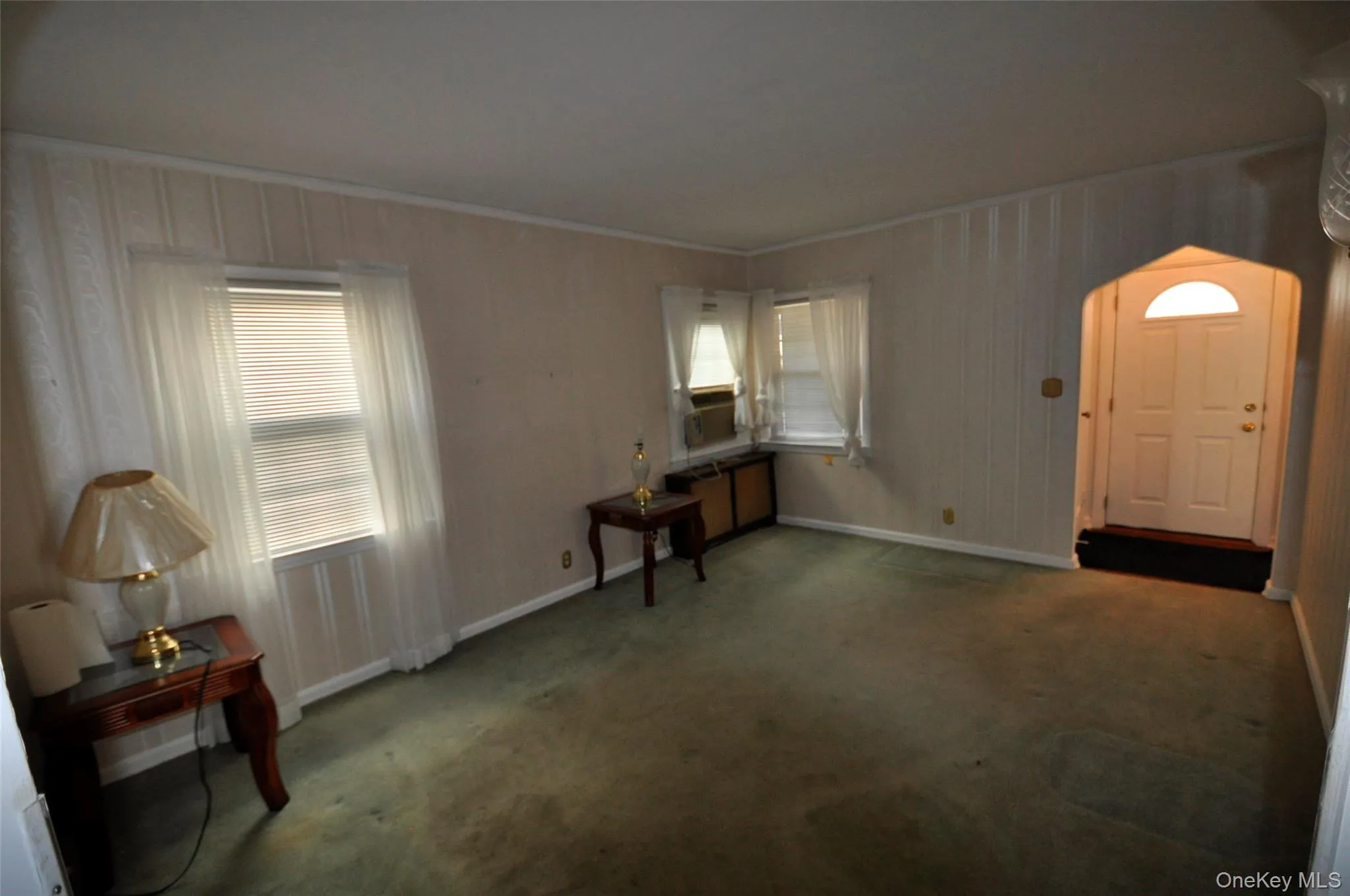 415 Lowell Avenue, North Hempstead, NY, 3 Bedrooms Bedrooms, 6 Rooms Rooms,1 BathroomBathrooms,Residential Lease,For Rent,Lowell,0,1039356 415 Lowell Avenue, North Hempstead, NY, 3 Bedrooms Bedrooms, 6 Rooms Rooms,1 BathroomBathrooms,Residential Lease,For Rent,Lowell,0,1039356