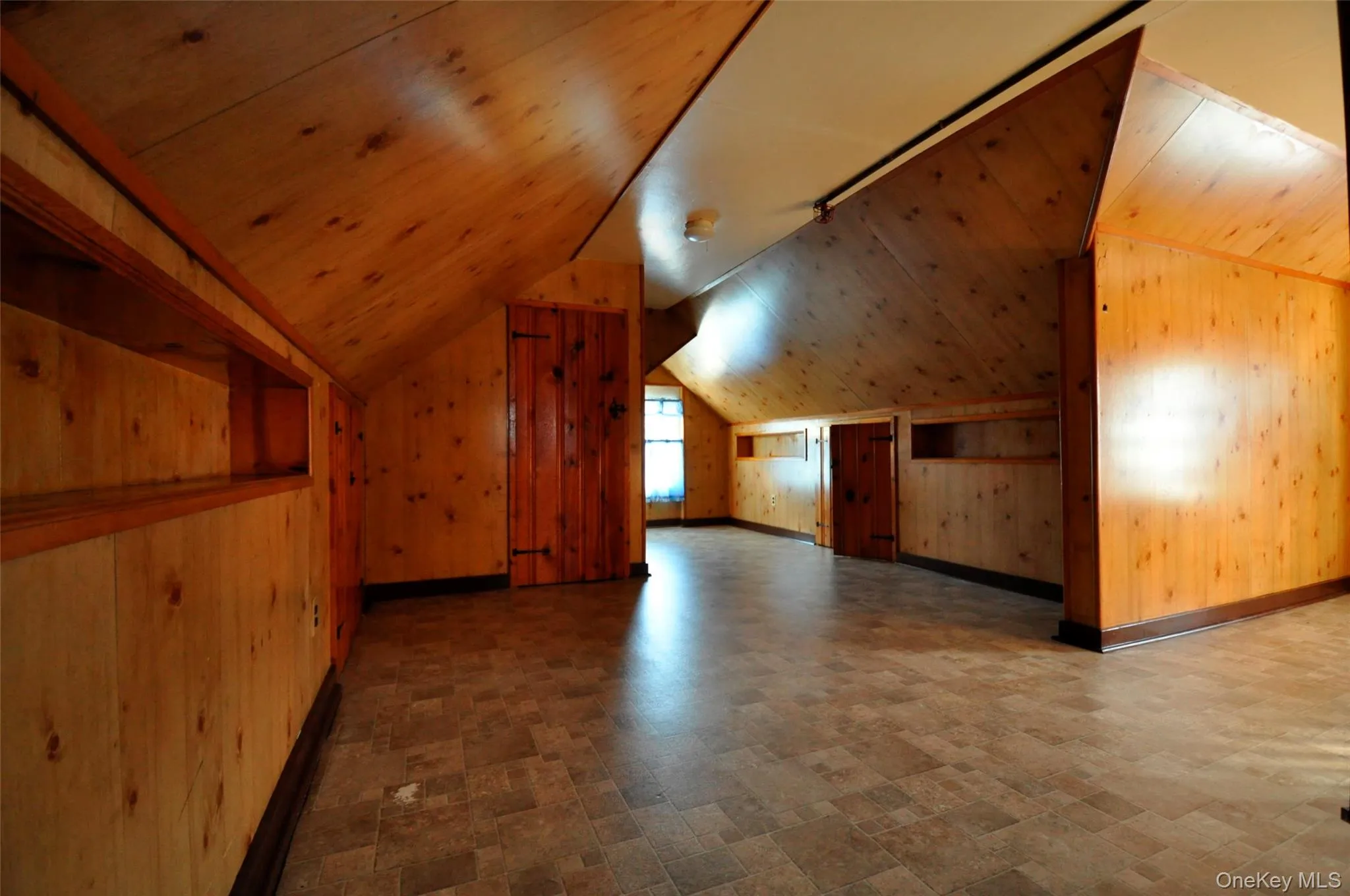 415 Lowell Avenue, North Hempstead, NY, 3 Bedrooms Bedrooms, 6 Rooms Rooms,1 BathroomBathrooms,Residential Lease,For Rent,Lowell,0,1039356 415 Lowell Avenue, North Hempstead, NY, 3 Bedrooms Bedrooms, 6 Rooms Rooms,1 BathroomBathrooms,Residential Lease,For Rent,Lowell,0,1039356